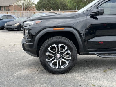 2024 GMC Canyon 4WD AT4