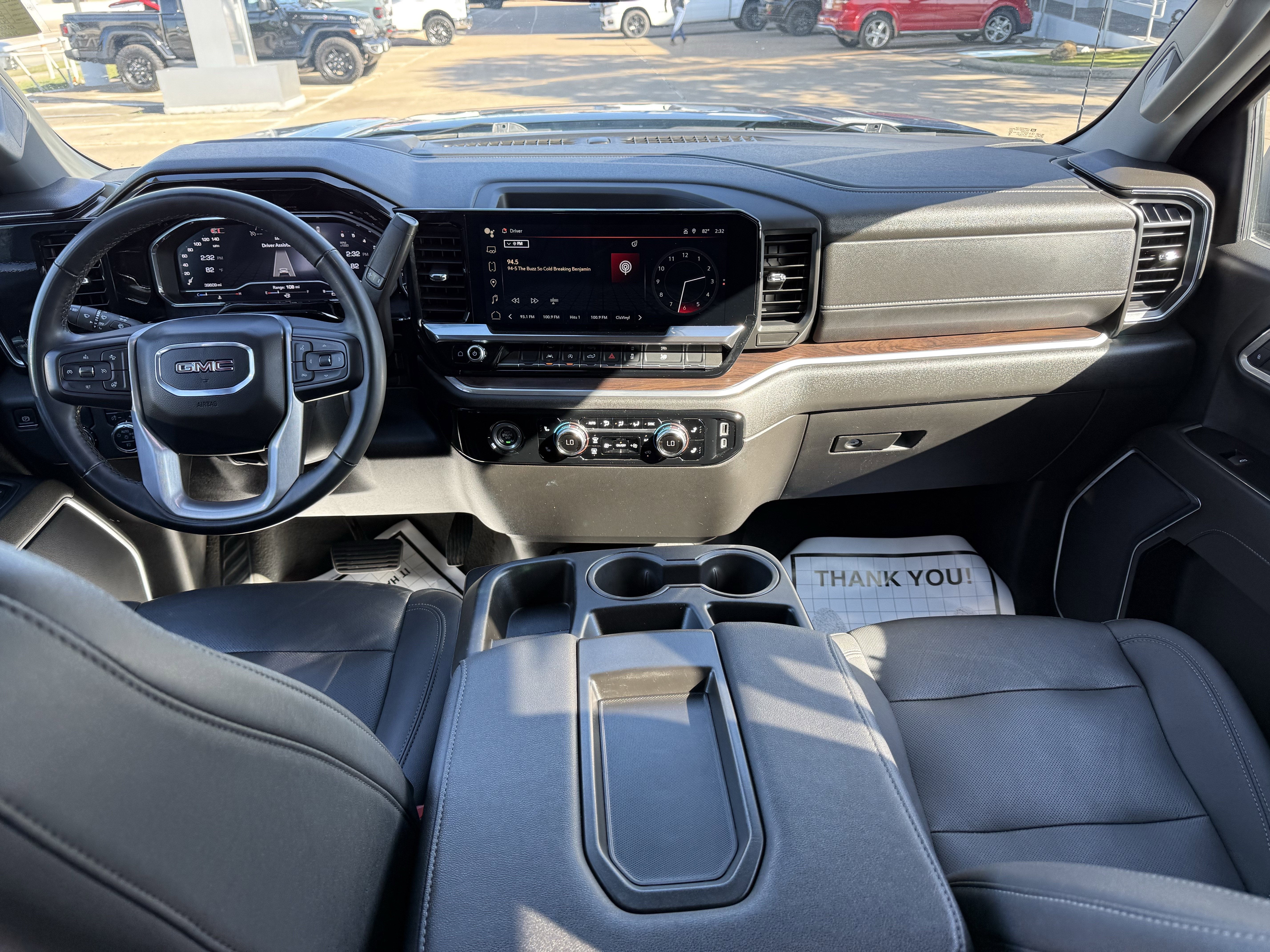 2024 GMC Sierra 1500 2WD Crew Cab Short Box SLT