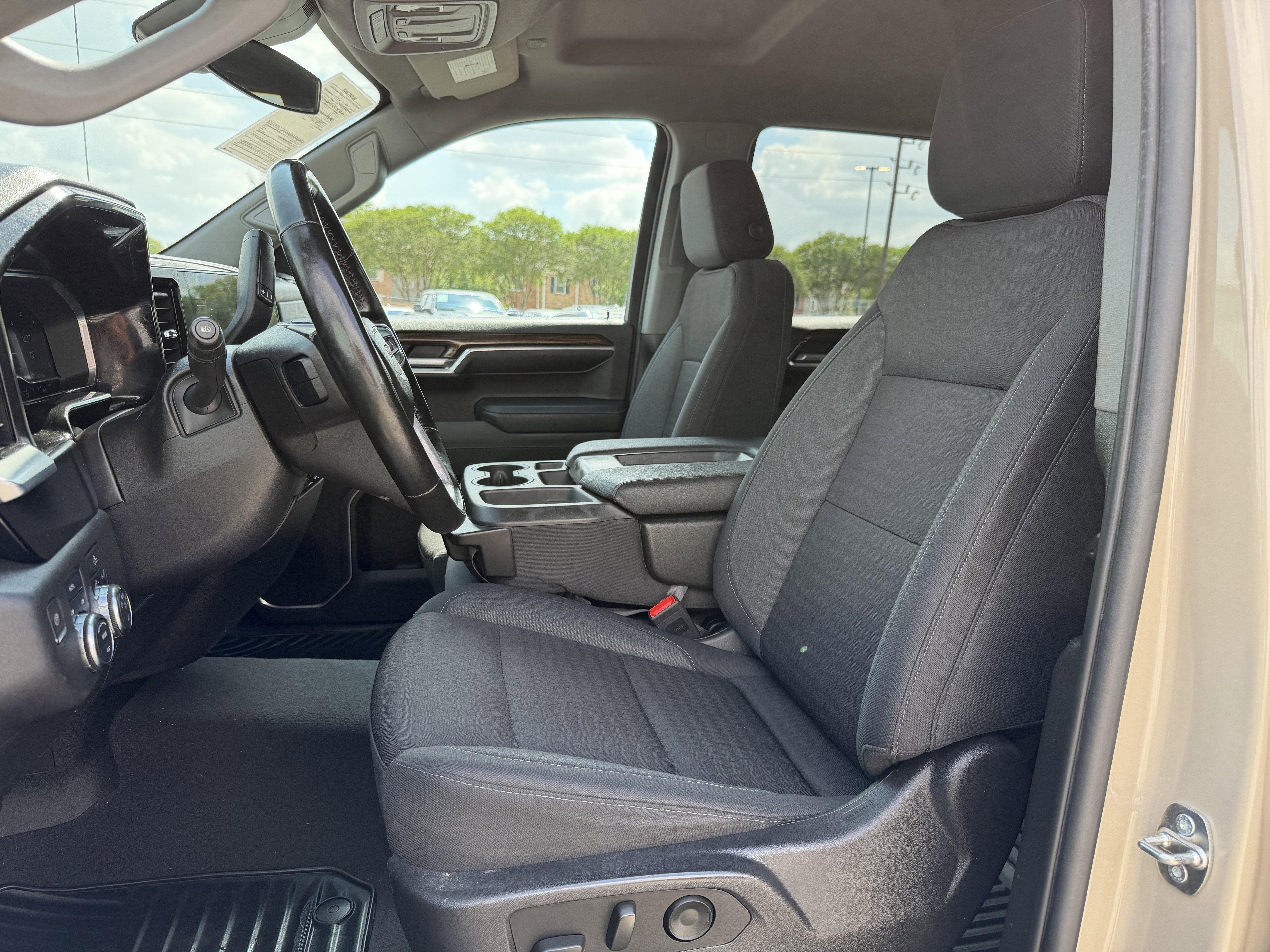 2023 GMC Sierra 1500 4WD Crew Cab Short Box Elevation with 3VL