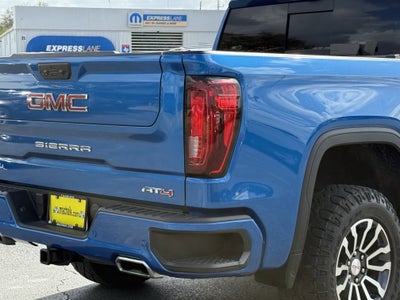 2023 GMC Sierra 1500 4WD Crew Cab Short Box AT4