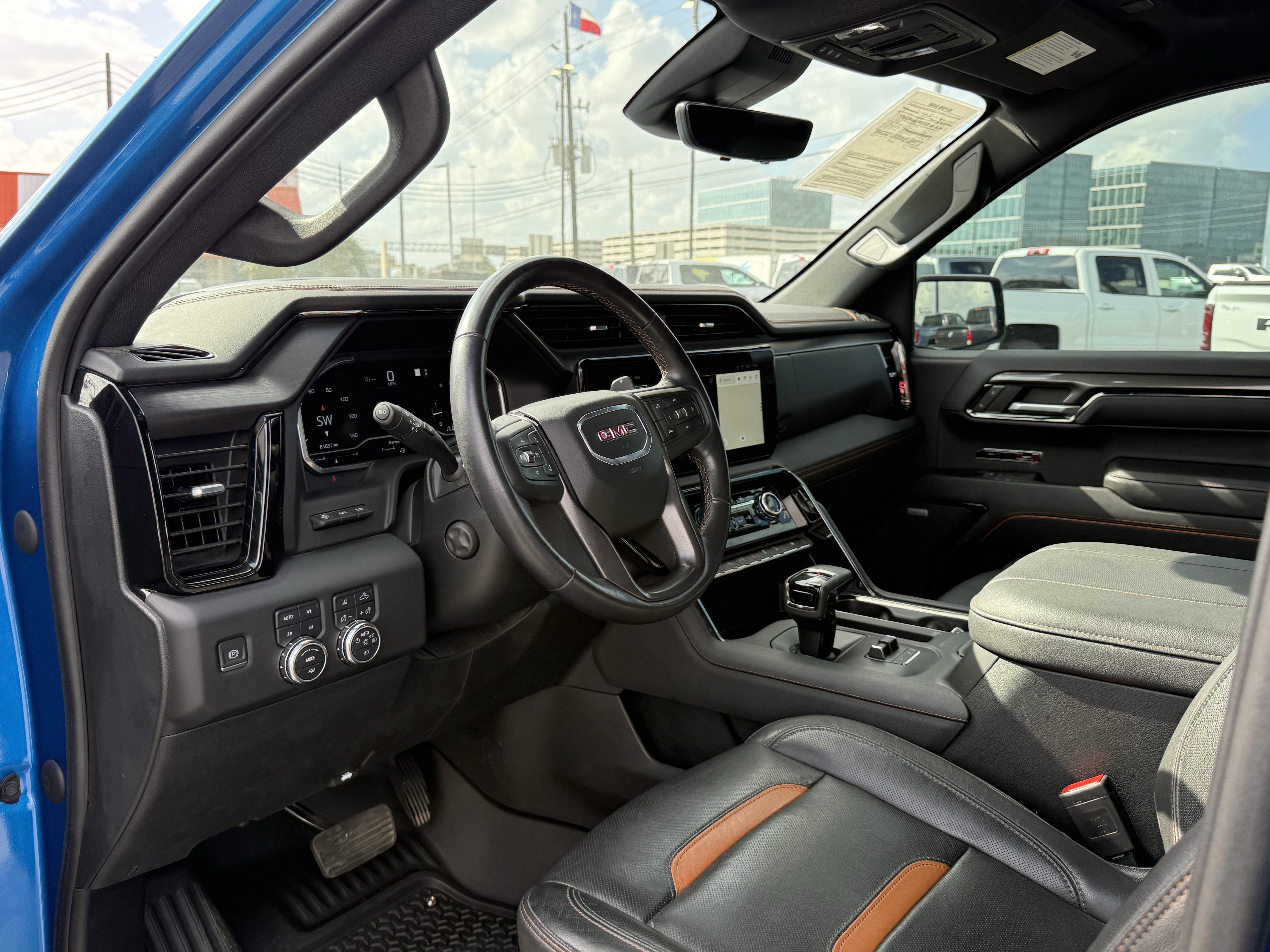 2023 GMC Sierra 1500 4WD Crew Cab Short Box AT4