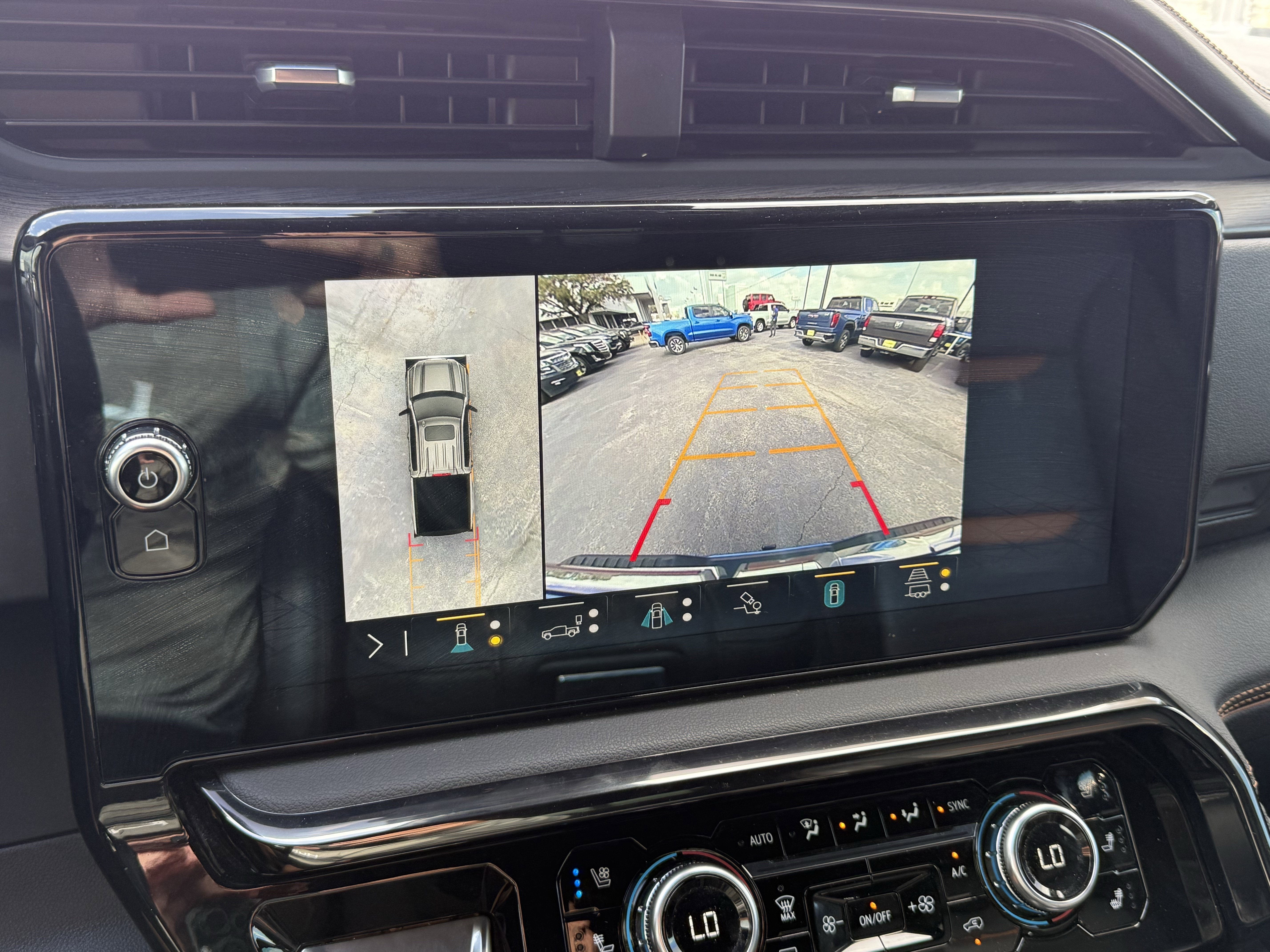 2023 GMC Sierra 1500 4WD Crew Cab Short Box AT4