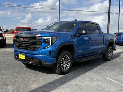 2023 GMC Sierra 1500 4WD Crew Cab Short Box AT4