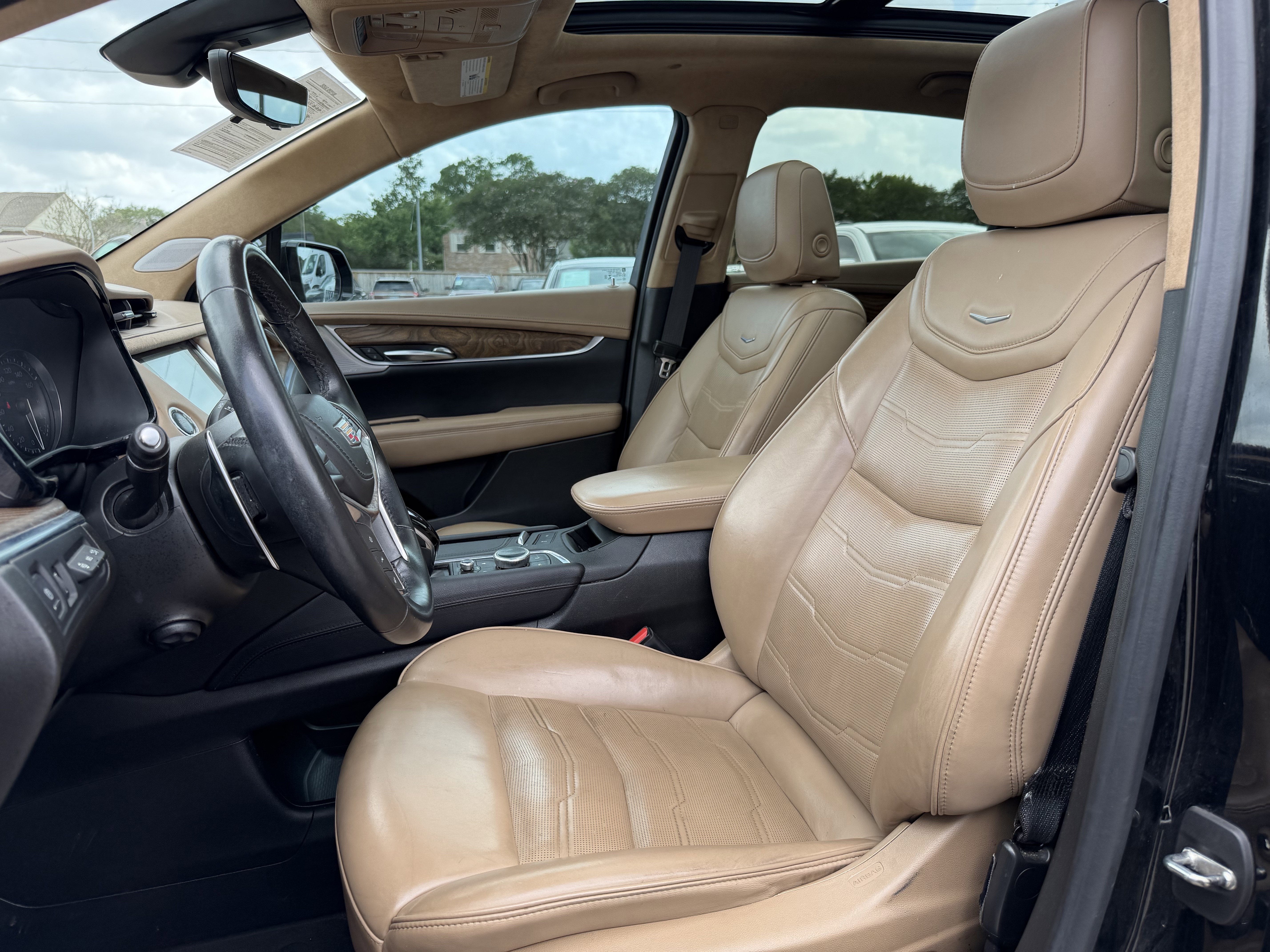 2022 Cadillac XT5 AWD Sport
