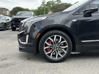 2022 Cadillac XT5 AWD Sport