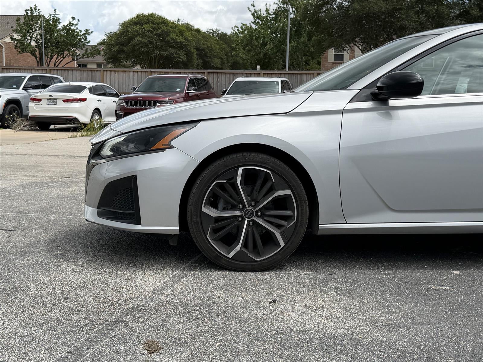 2024 Nissan ALTIMA SR