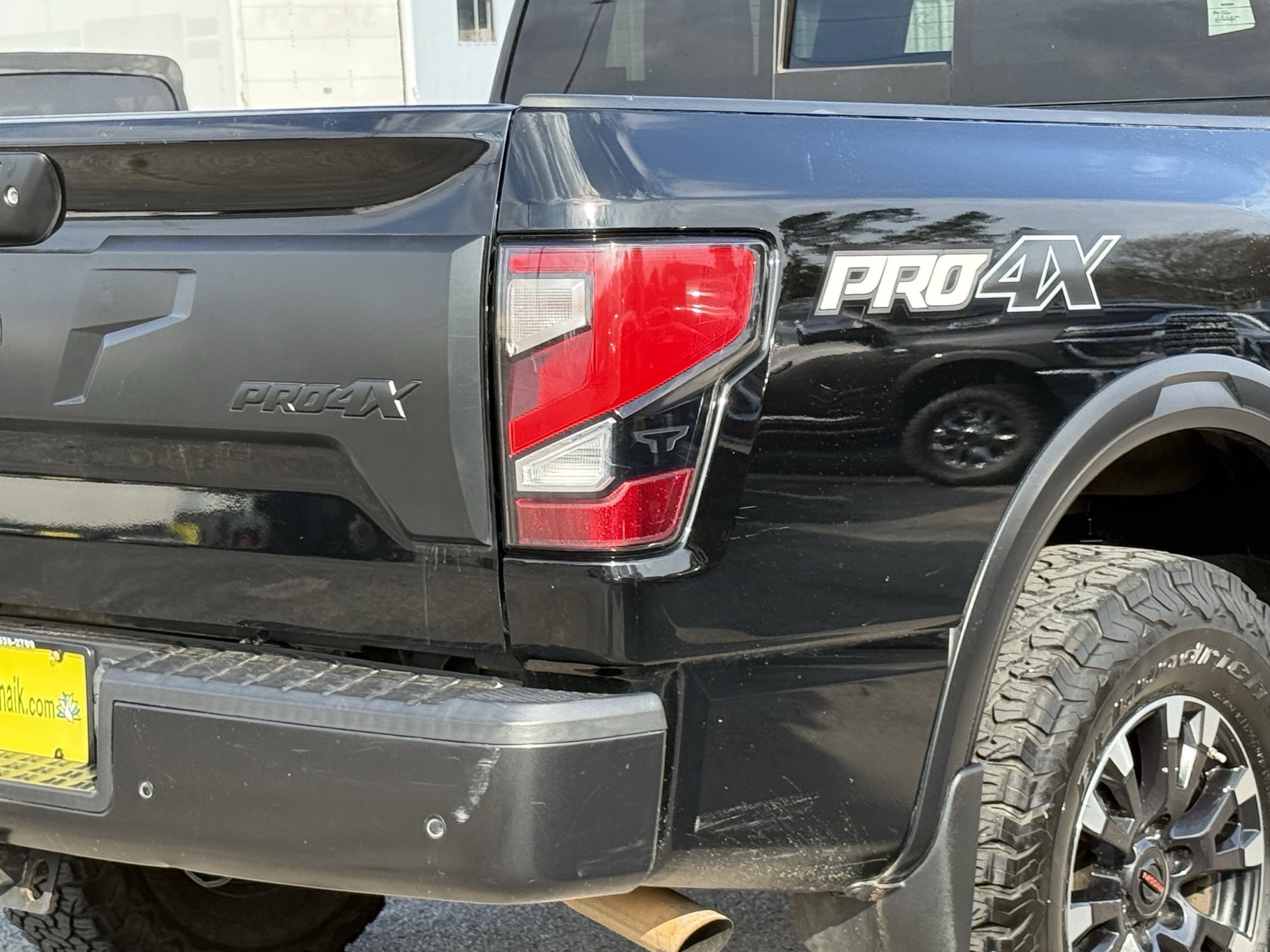 2020 Nissan TITAN Crew Cab PRO-4X 4x4