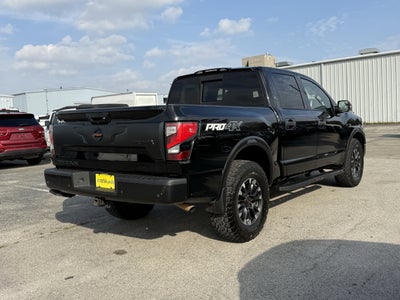 2020 Nissan TITAN Crew Cab PRO-4X 4x4