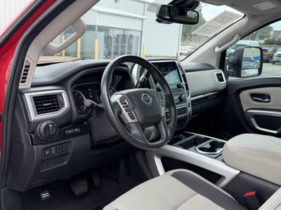 2021 Nissan TITAN SV