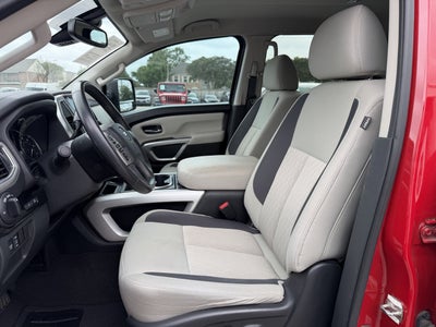 2021 Nissan TITAN SV