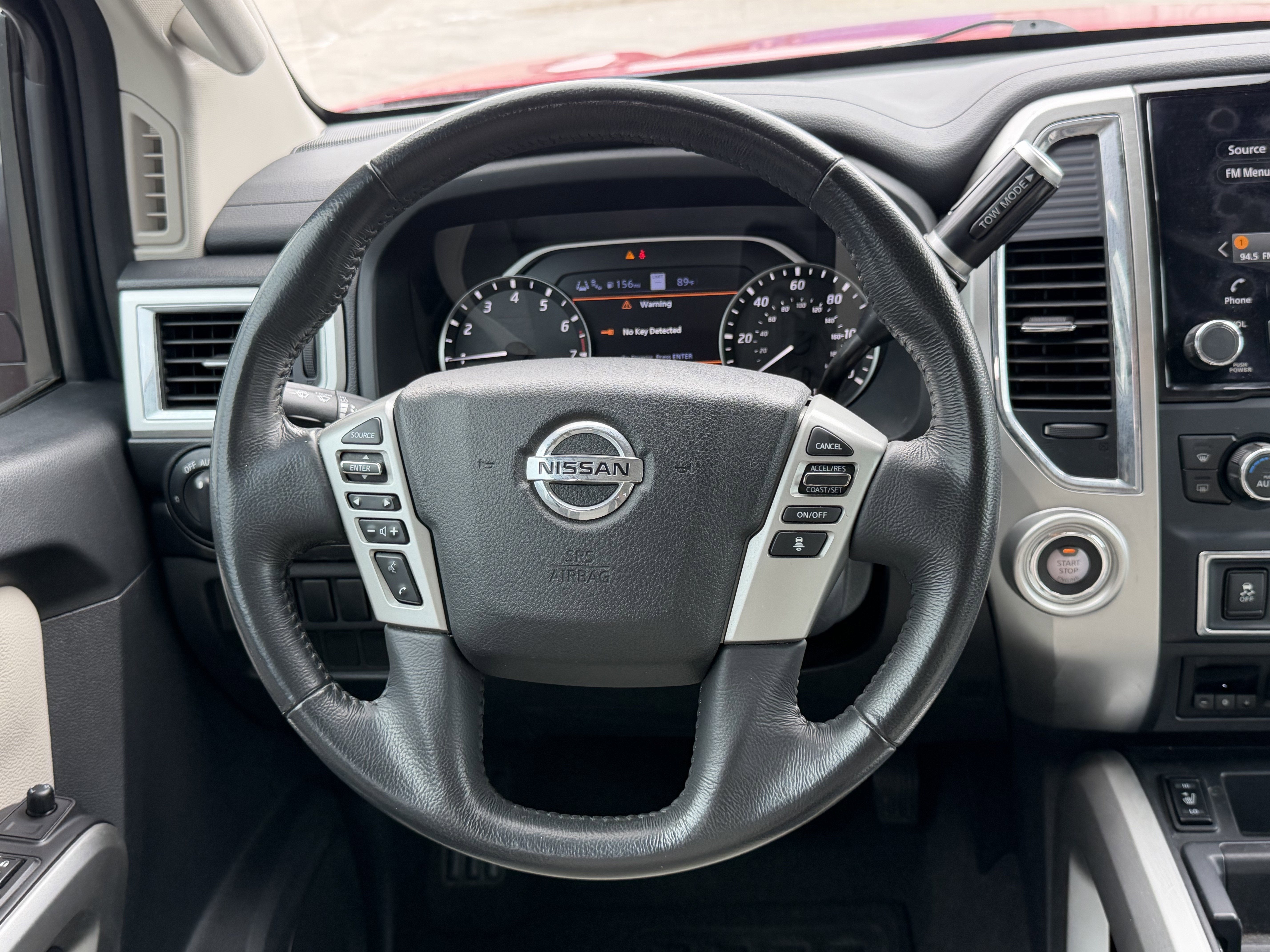 2021 Nissan TITAN SV