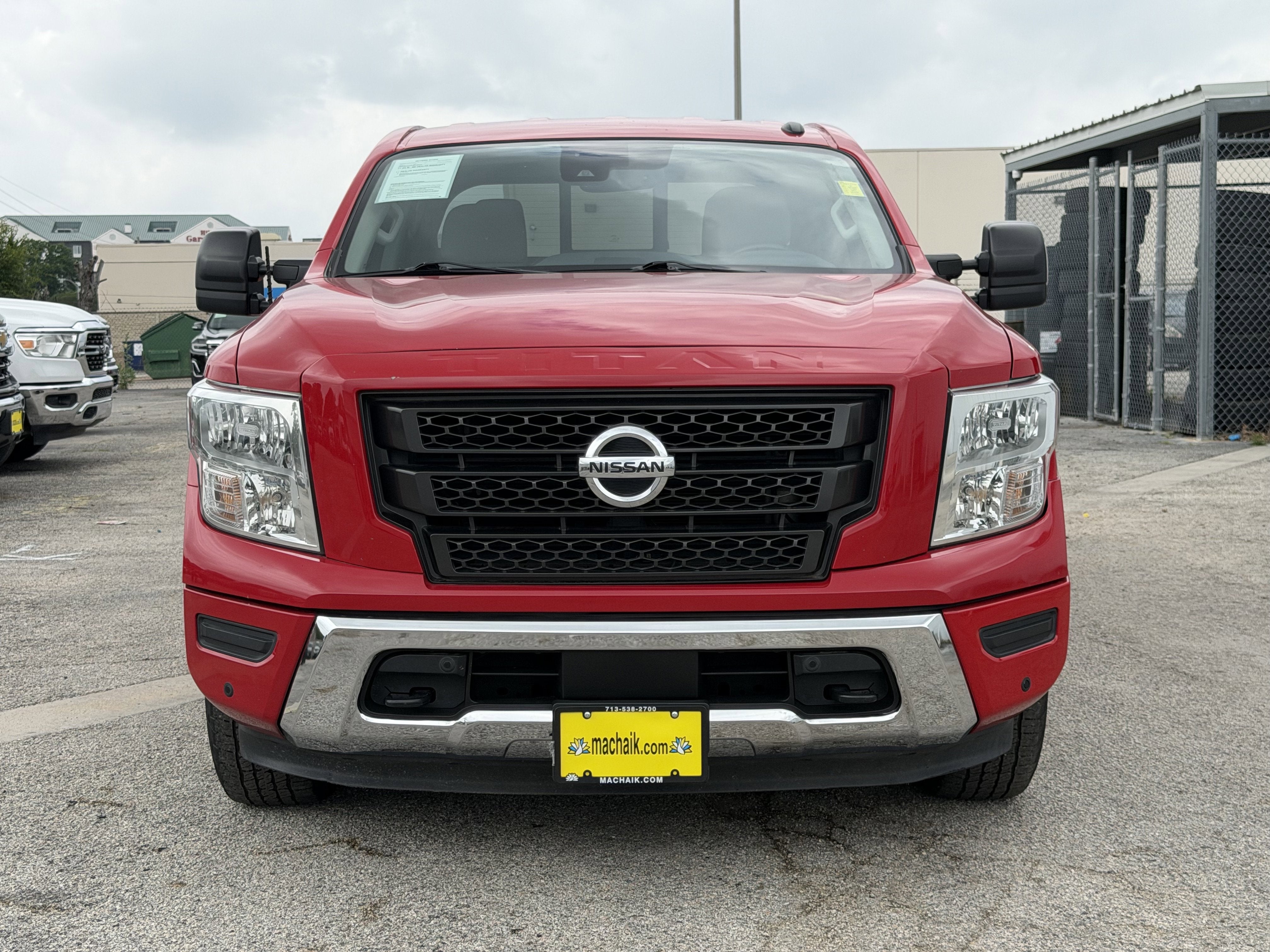 2021 Nissan TITAN SV
