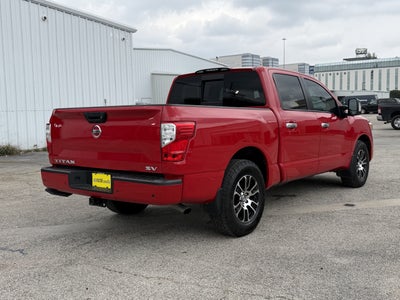 2021 Nissan TITAN SV