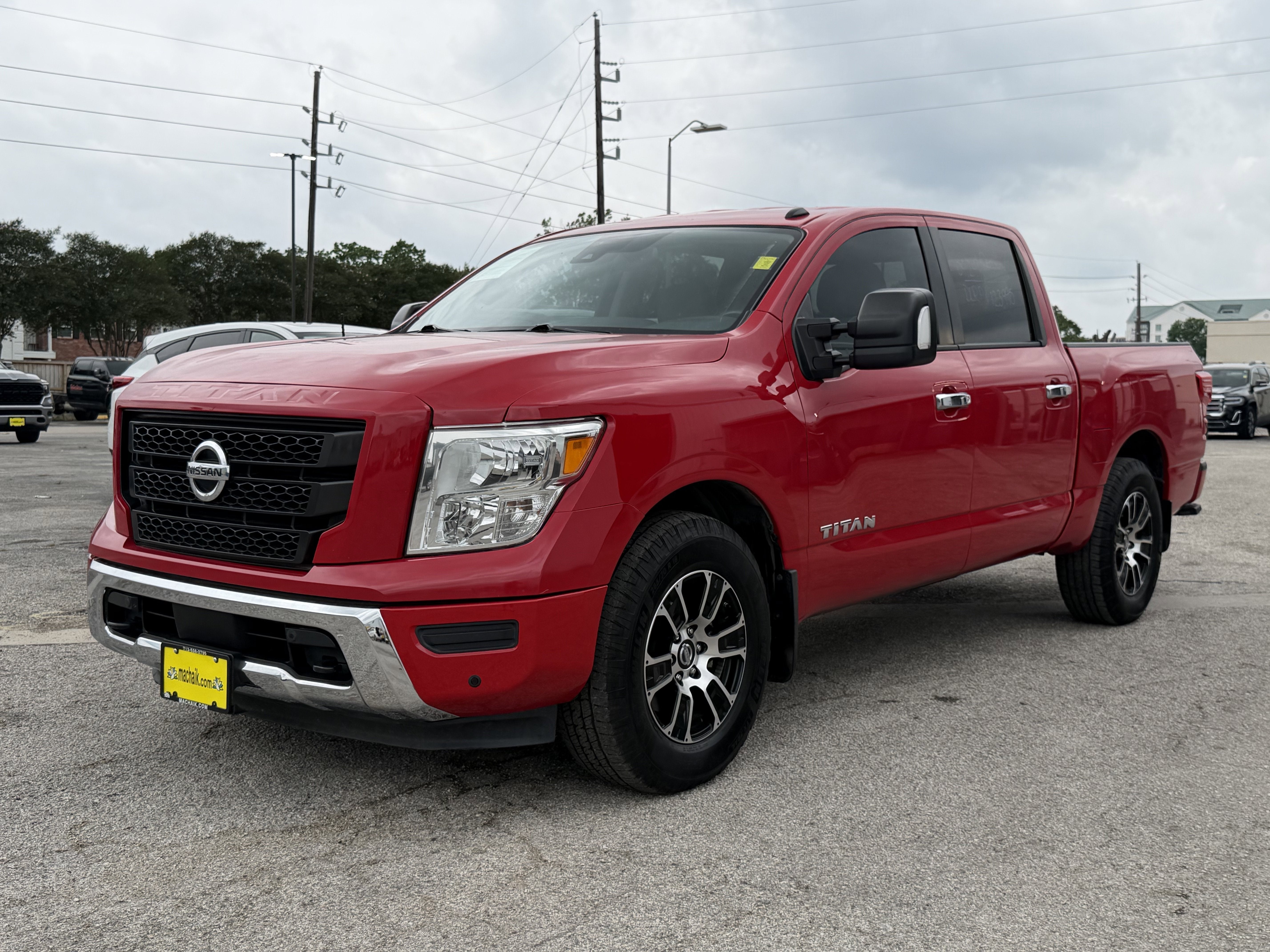 2021 Nissan TITAN SV