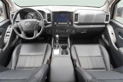 2024 Nissan Frontier SL