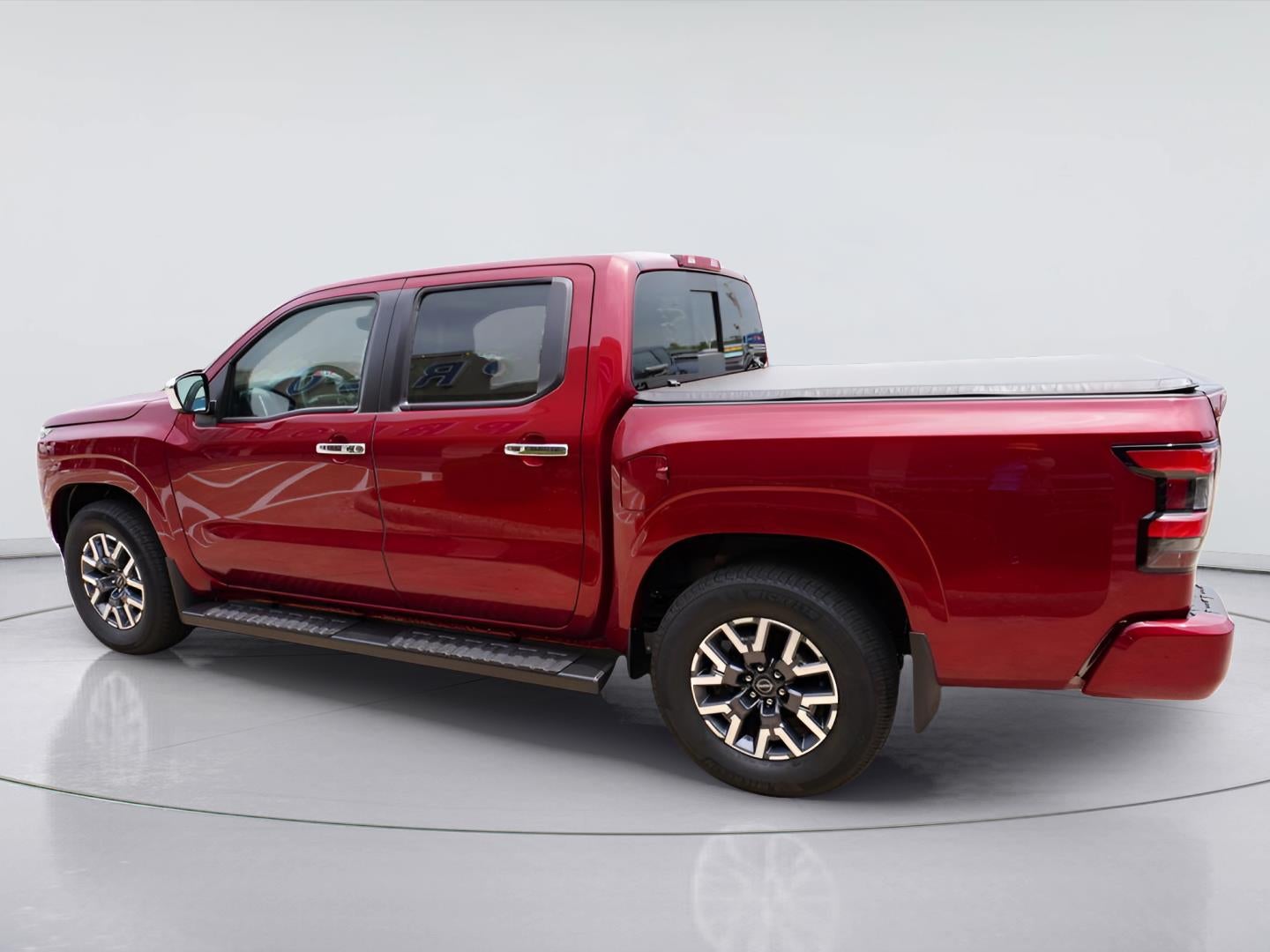 2024 Nissan Frontier SL