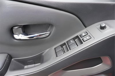 2024 Nissan Frontier SL