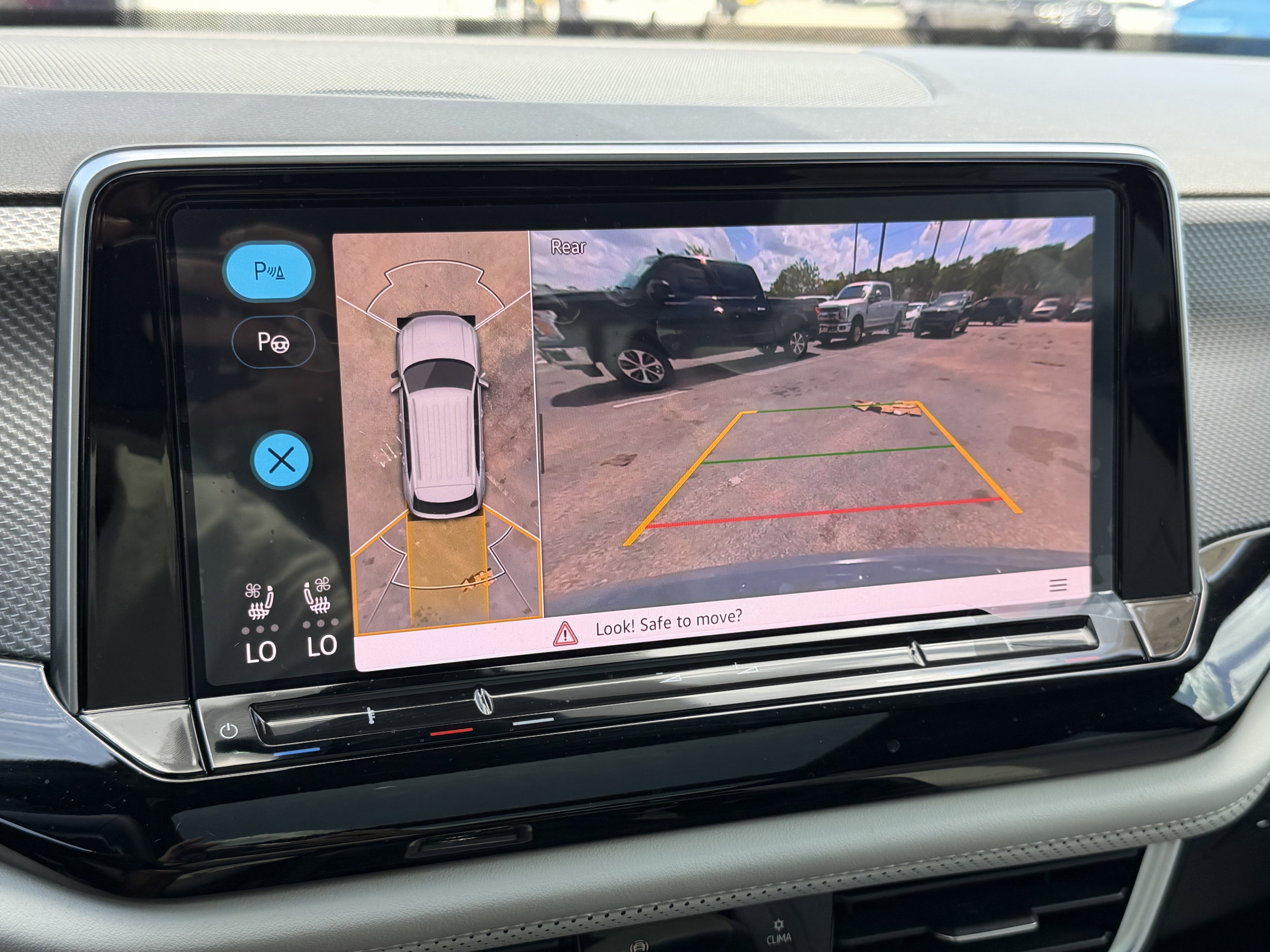 2024 Volkswagen Atlas Cross Sport 2.0T SEL Premium R-Line