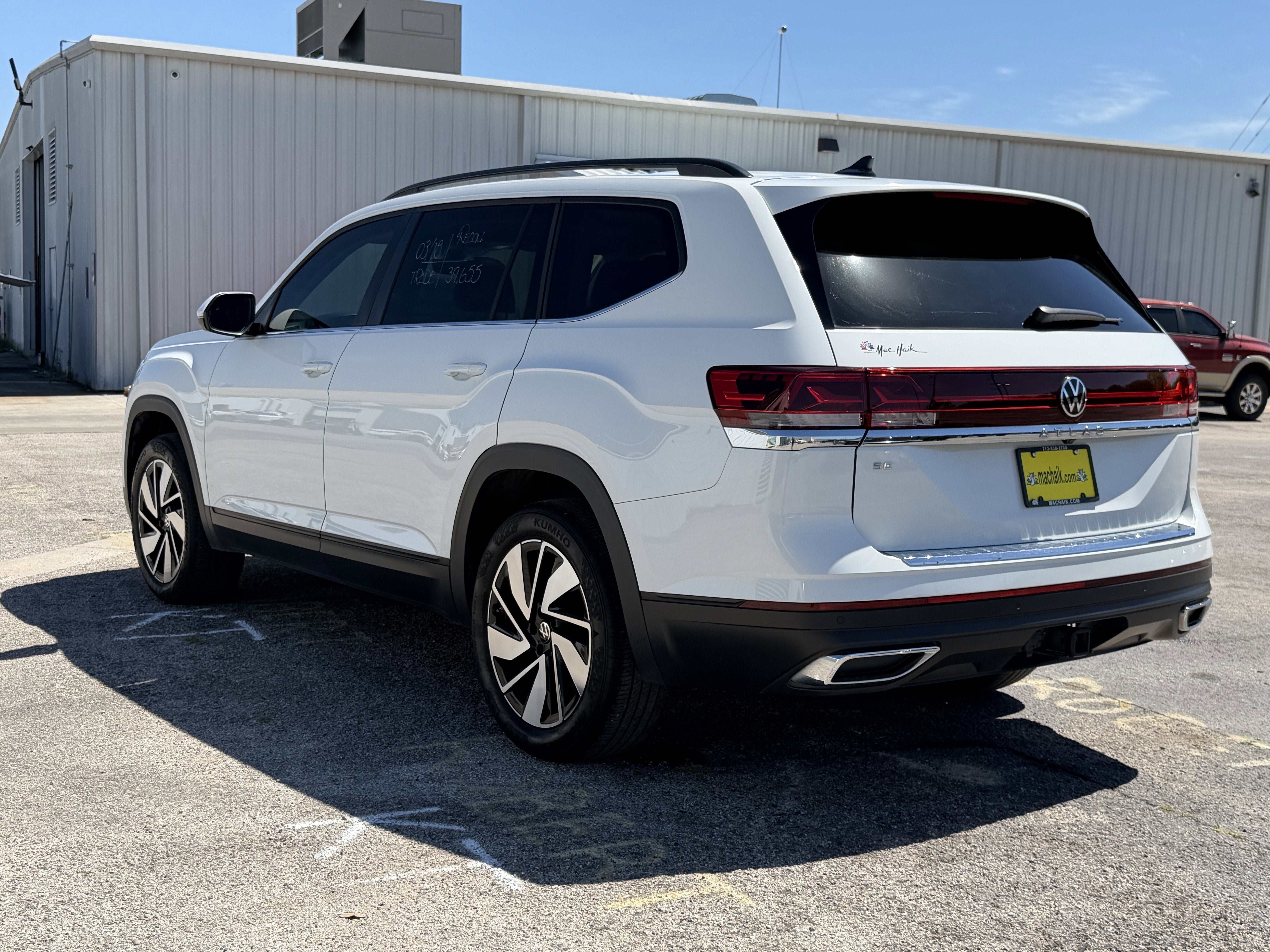 2024 Volkswagen Atlas 2.0T SE w/Technology