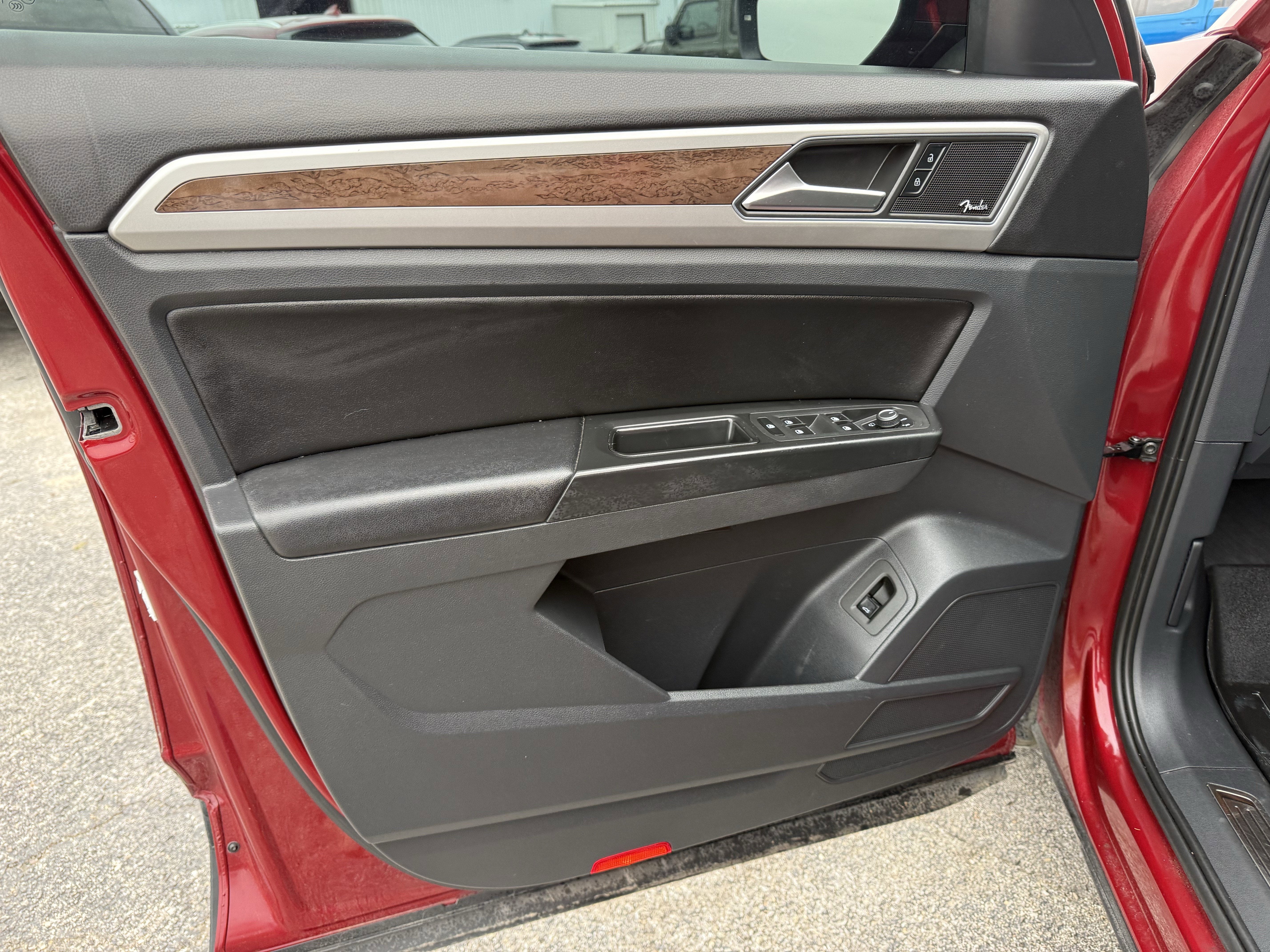 2018 Volkswagen Atlas 3.6L V6 SEL Premium