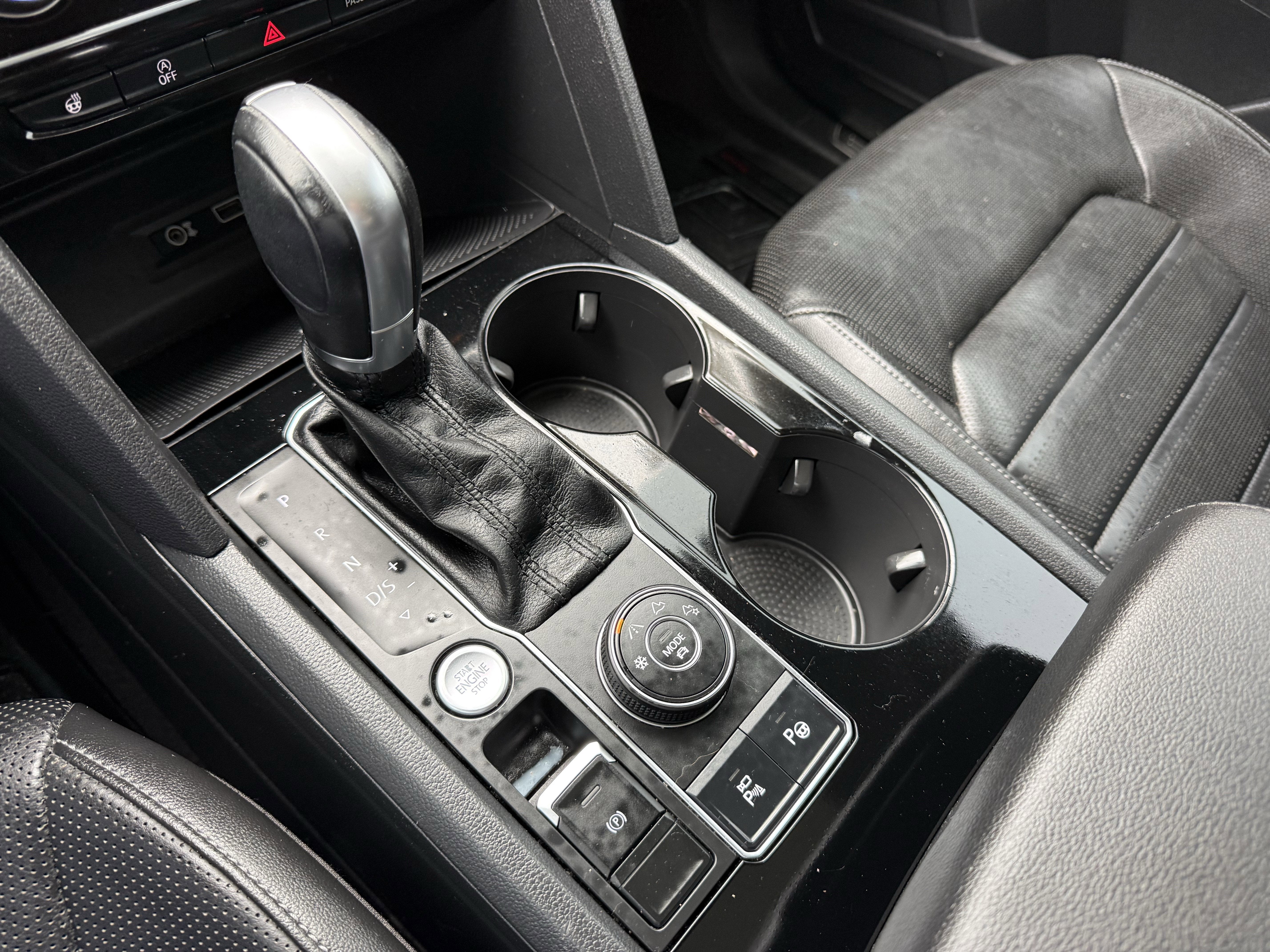 2018 Volkswagen Atlas 3.6L V6 SEL Premium