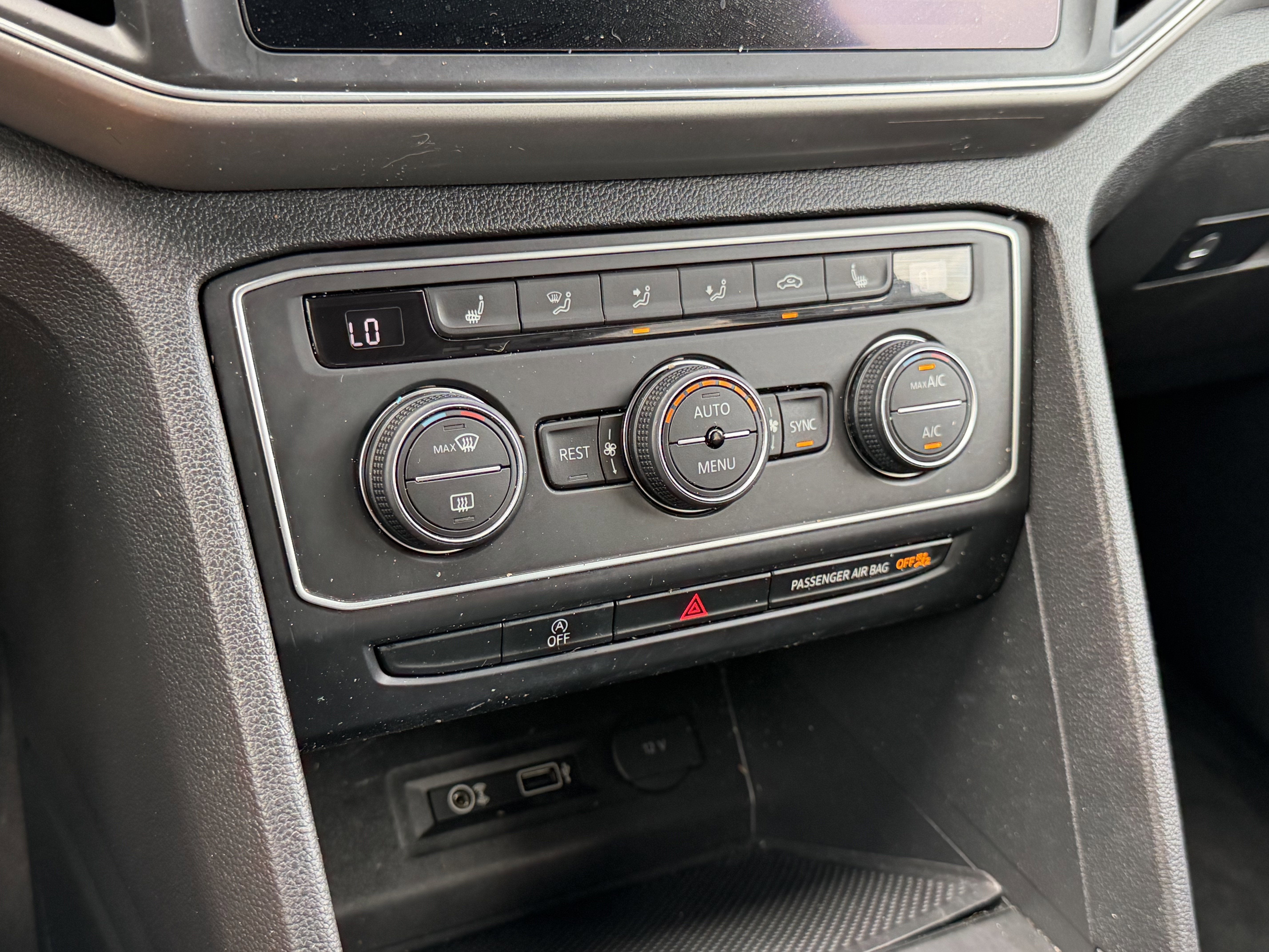 2019 Volkswagen Atlas 2.0T SE w/Technology