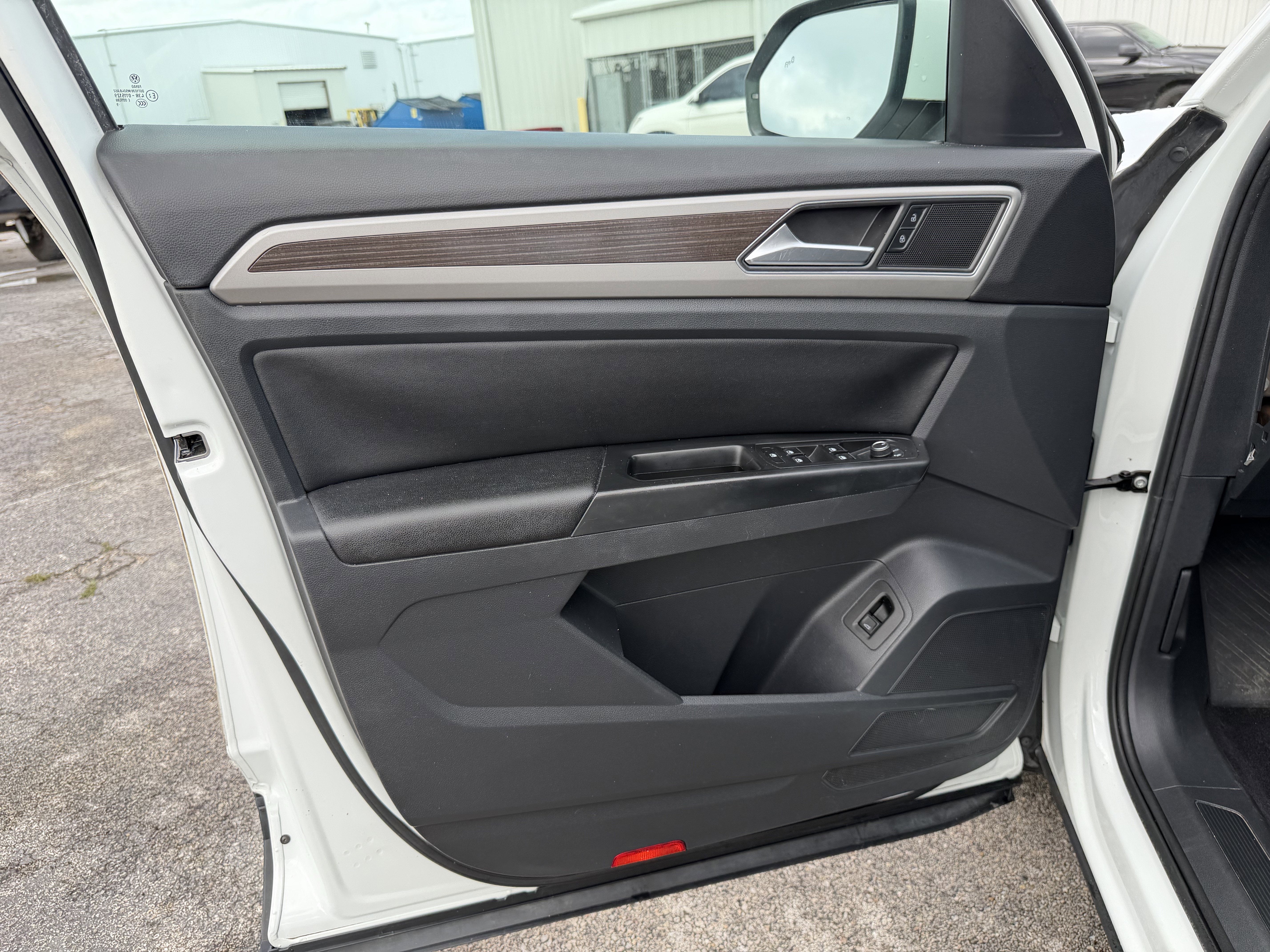 2019 Volkswagen Atlas 2.0T SE w/Technology