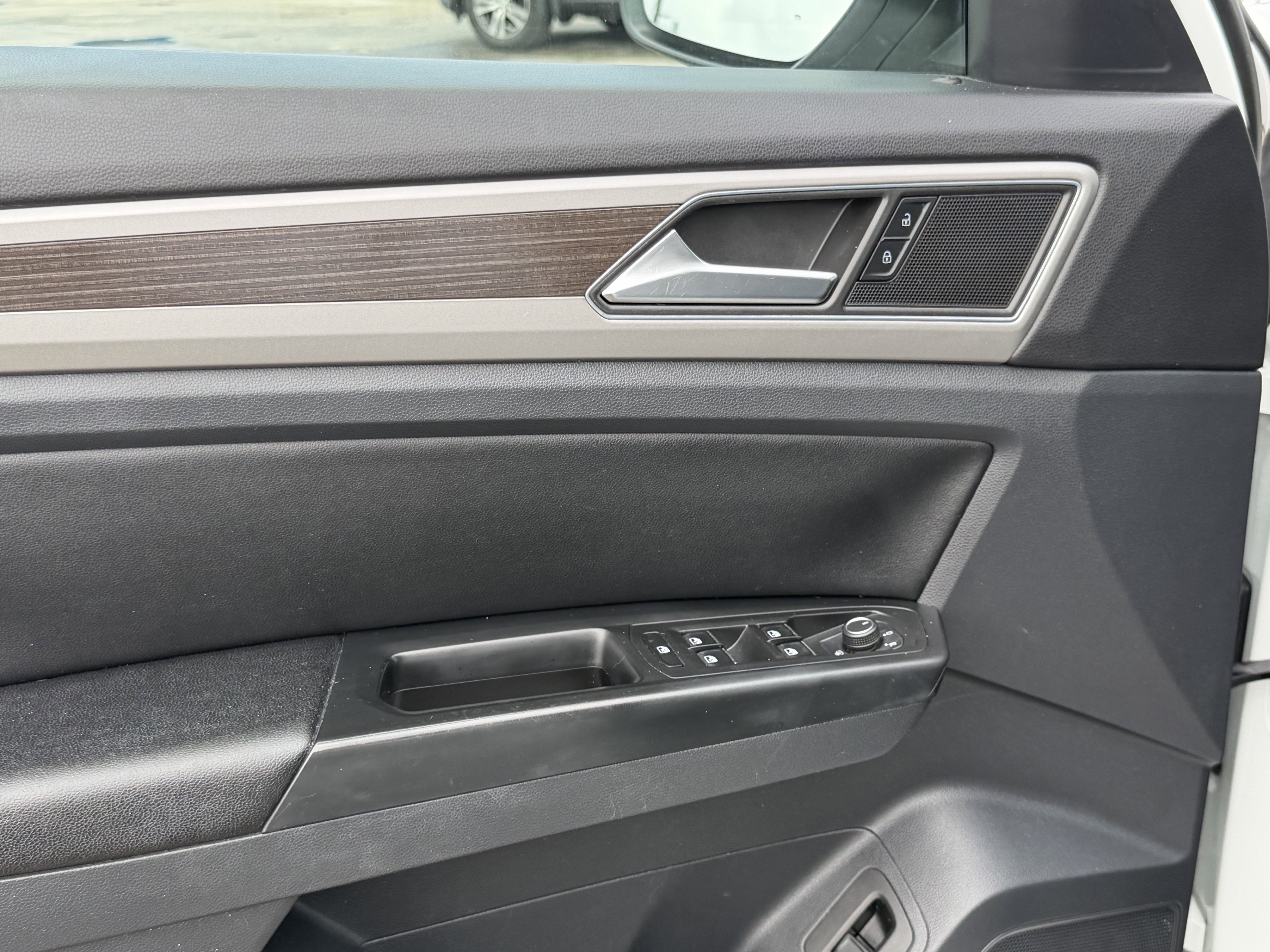 2019 Volkswagen Atlas 2.0T SE w/Technology