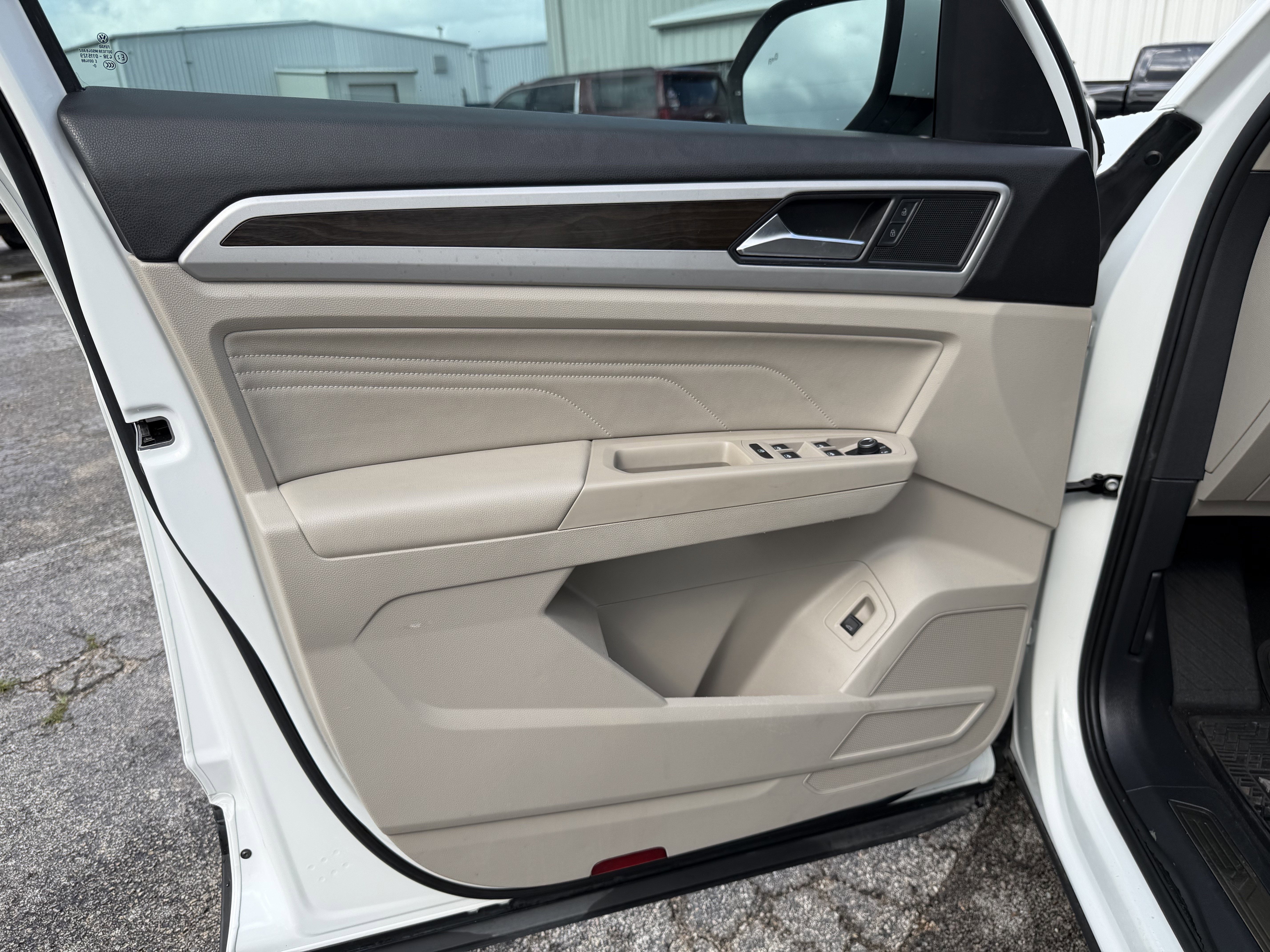 2021 Volkswagen Atlas 3.6L V6 SE w/Technology