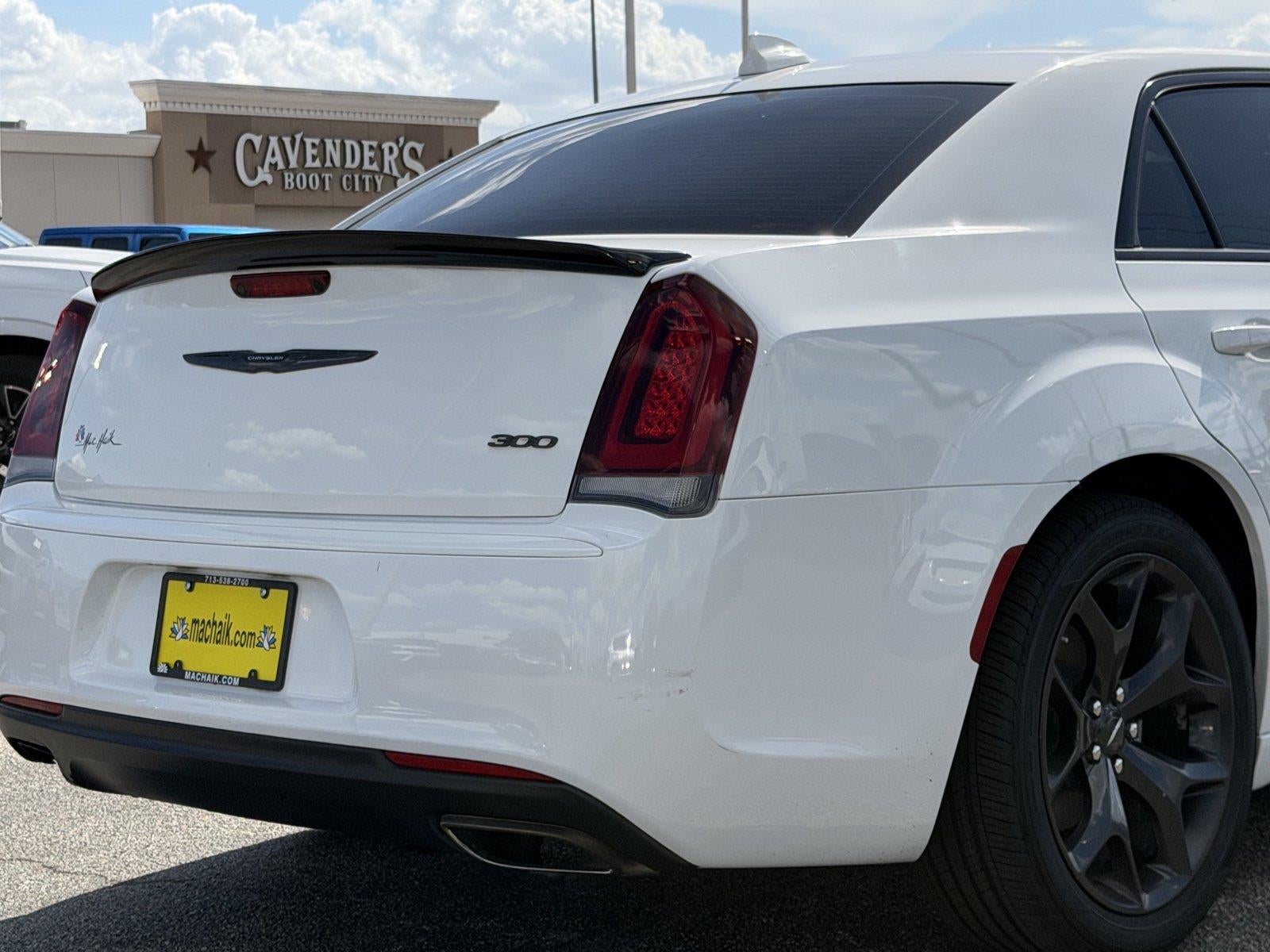 2022 Chrysler 300 Touring