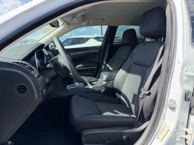 2022 Chrysler 300 Touring