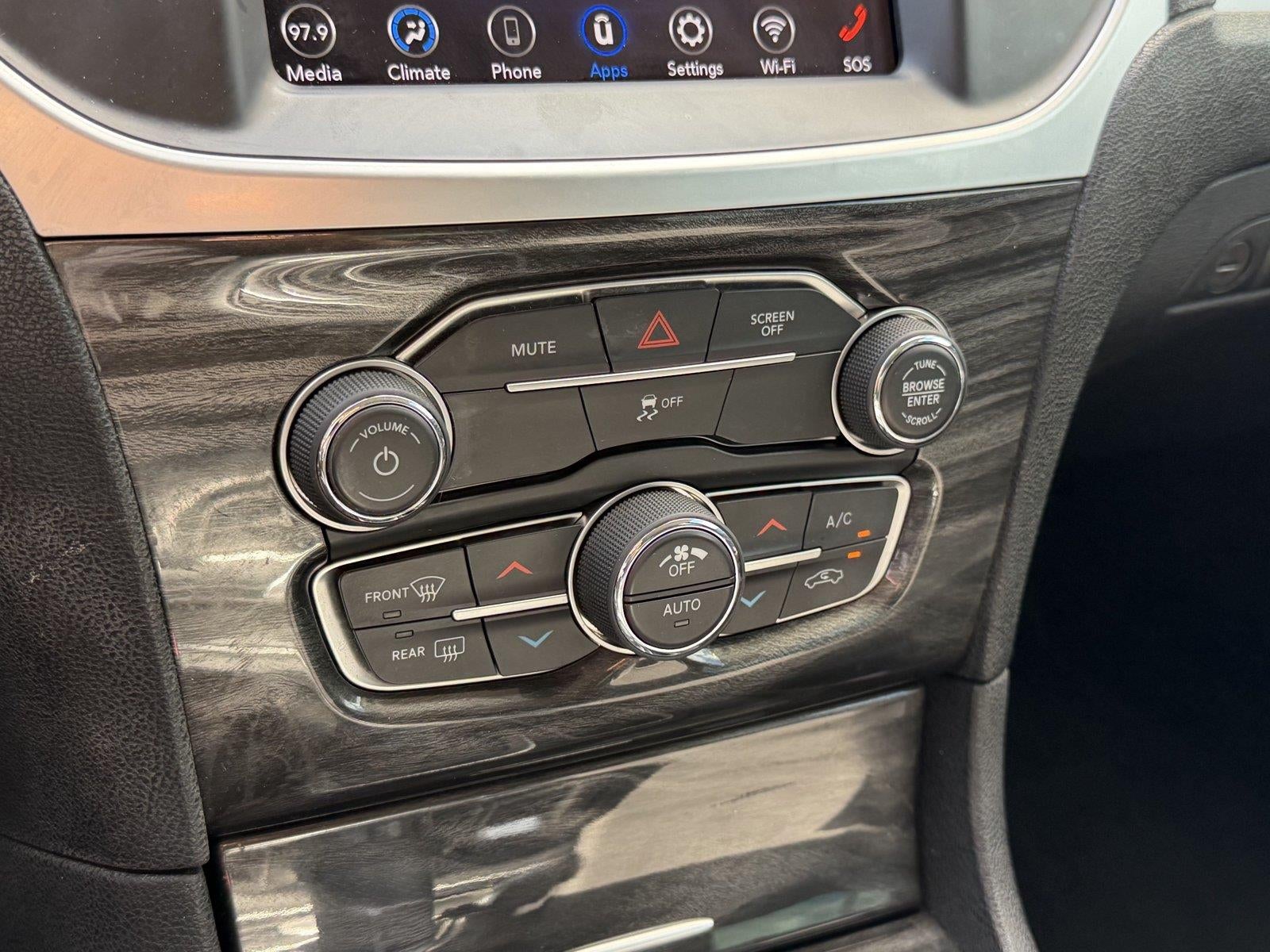 2022 Chrysler 300 Touring