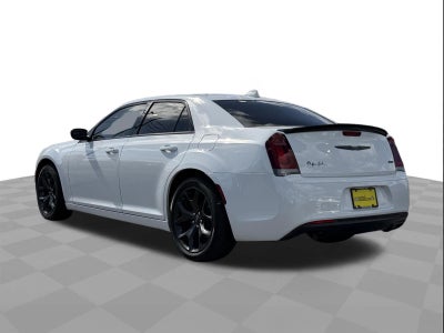 2022 Chrysler 300 Touring