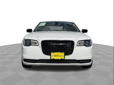 2022 Chrysler 300 Touring