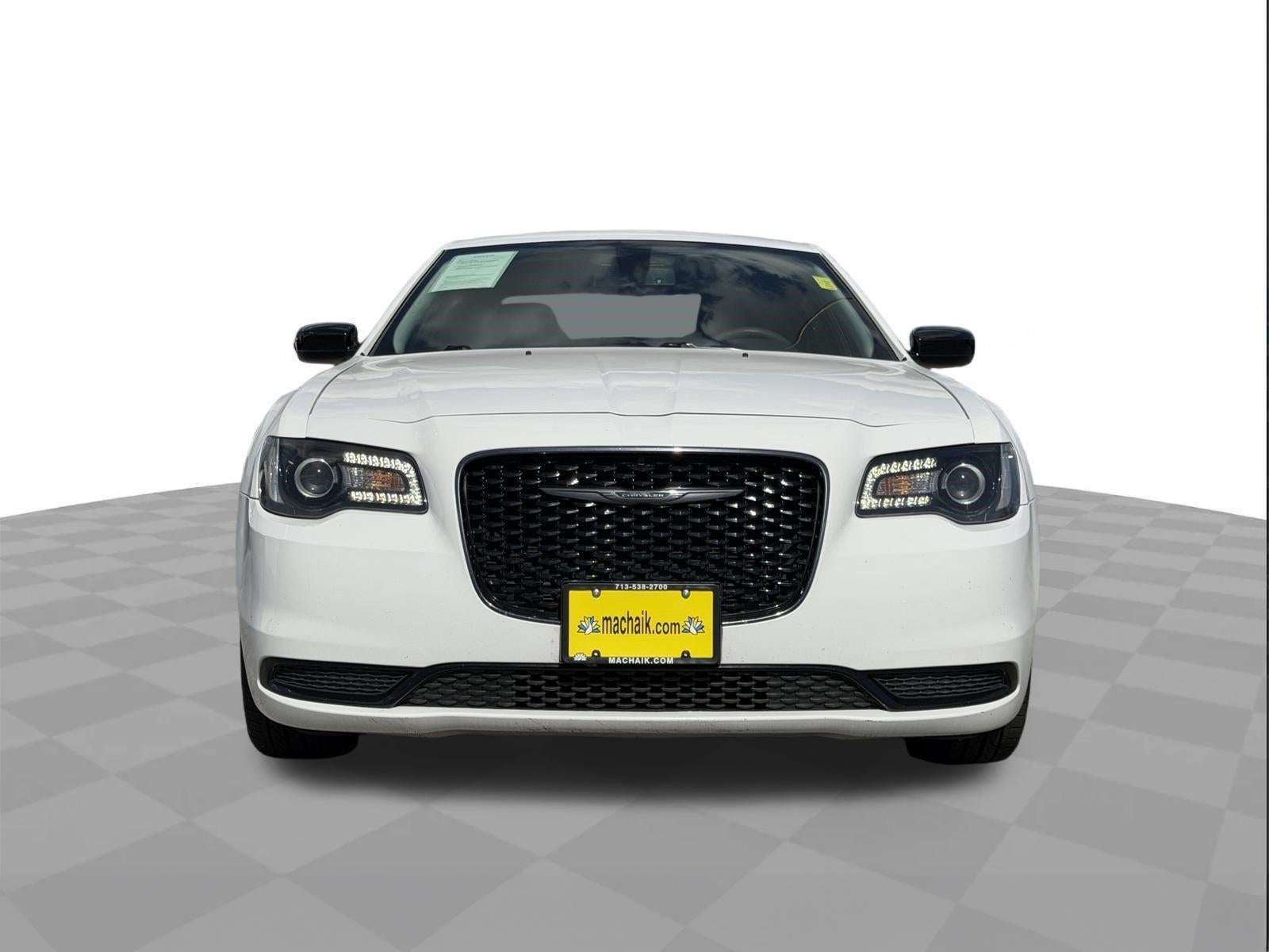 2022 Chrysler 300 Touring