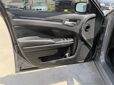 2019 Chrysler 300 Touring