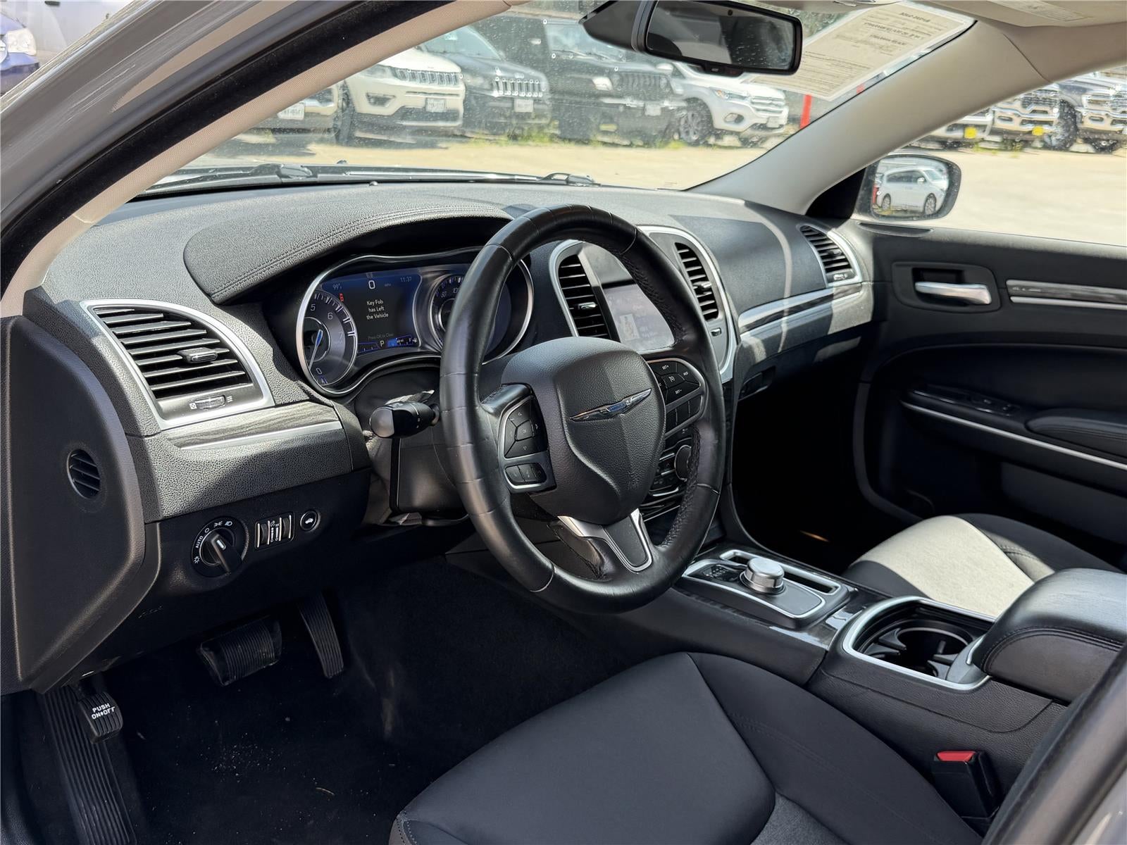 2019 Chrysler 300 Touring