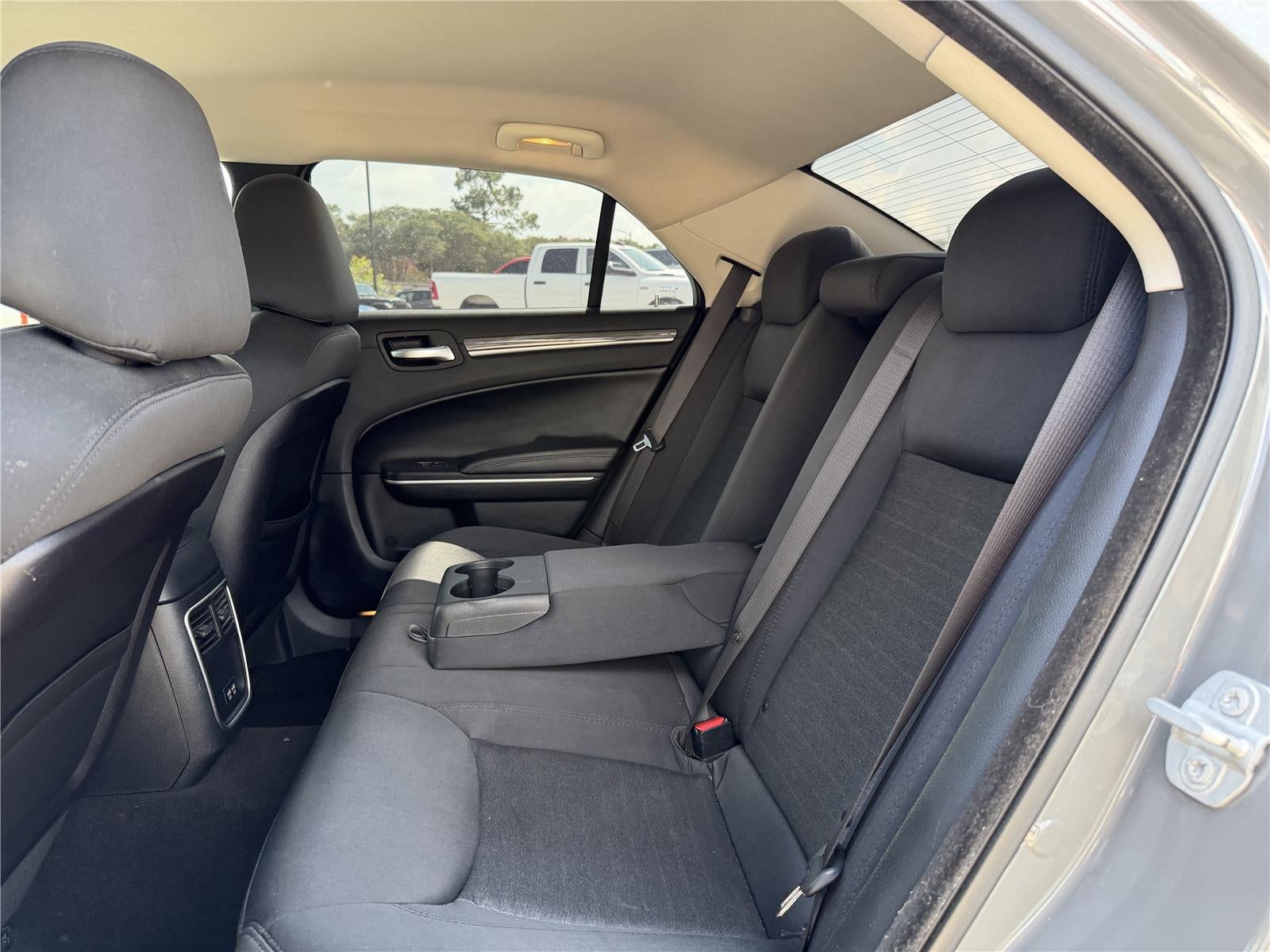 2019 Chrysler 300 Touring