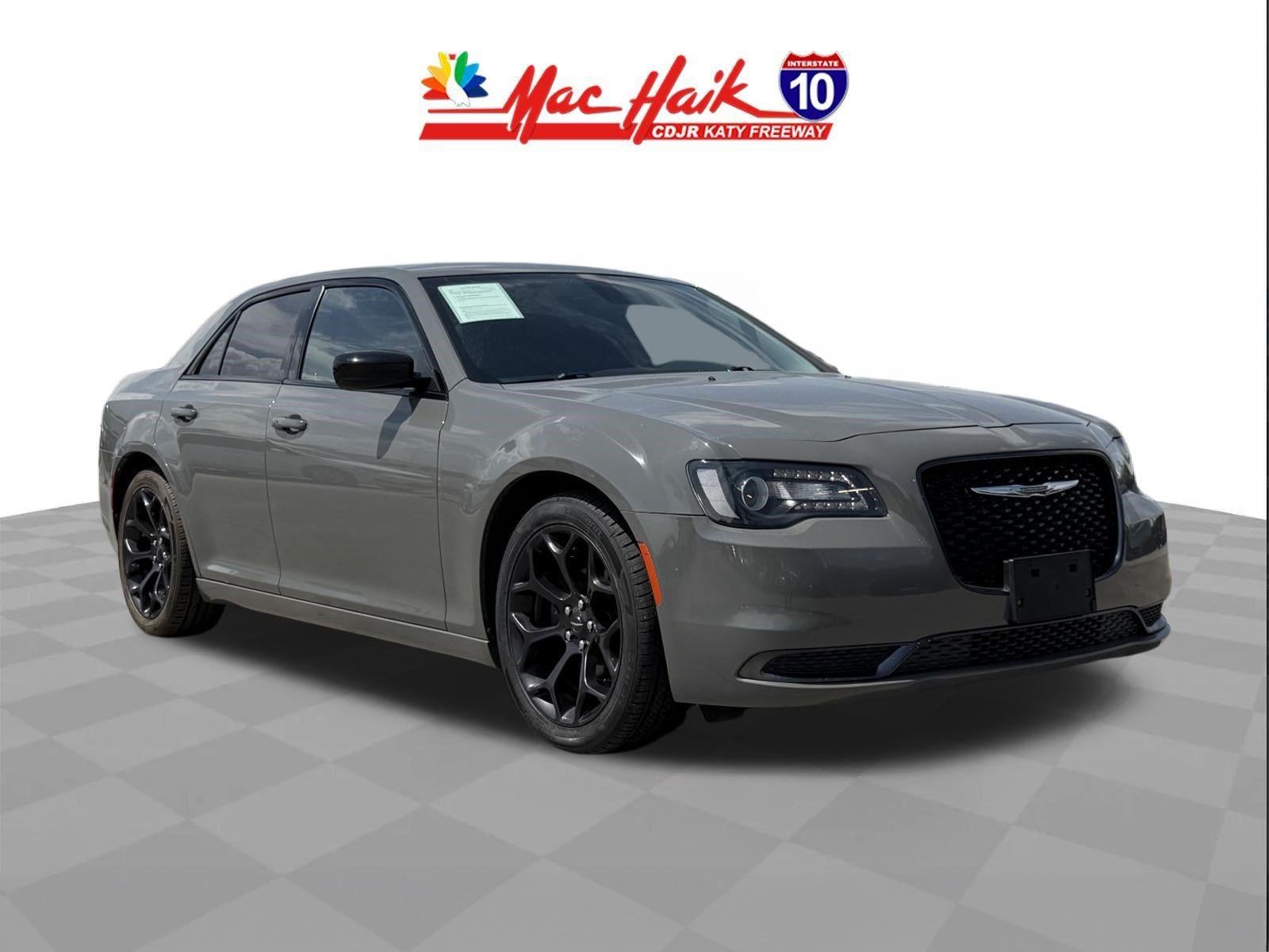 2019 Chrysler 300 Touring