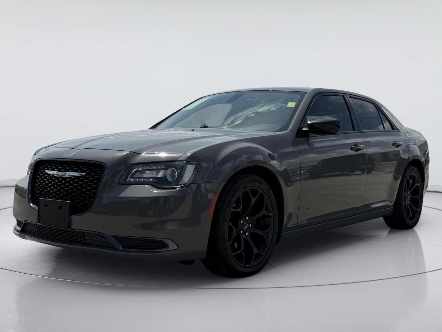 2019 Chrysler 300 Touring