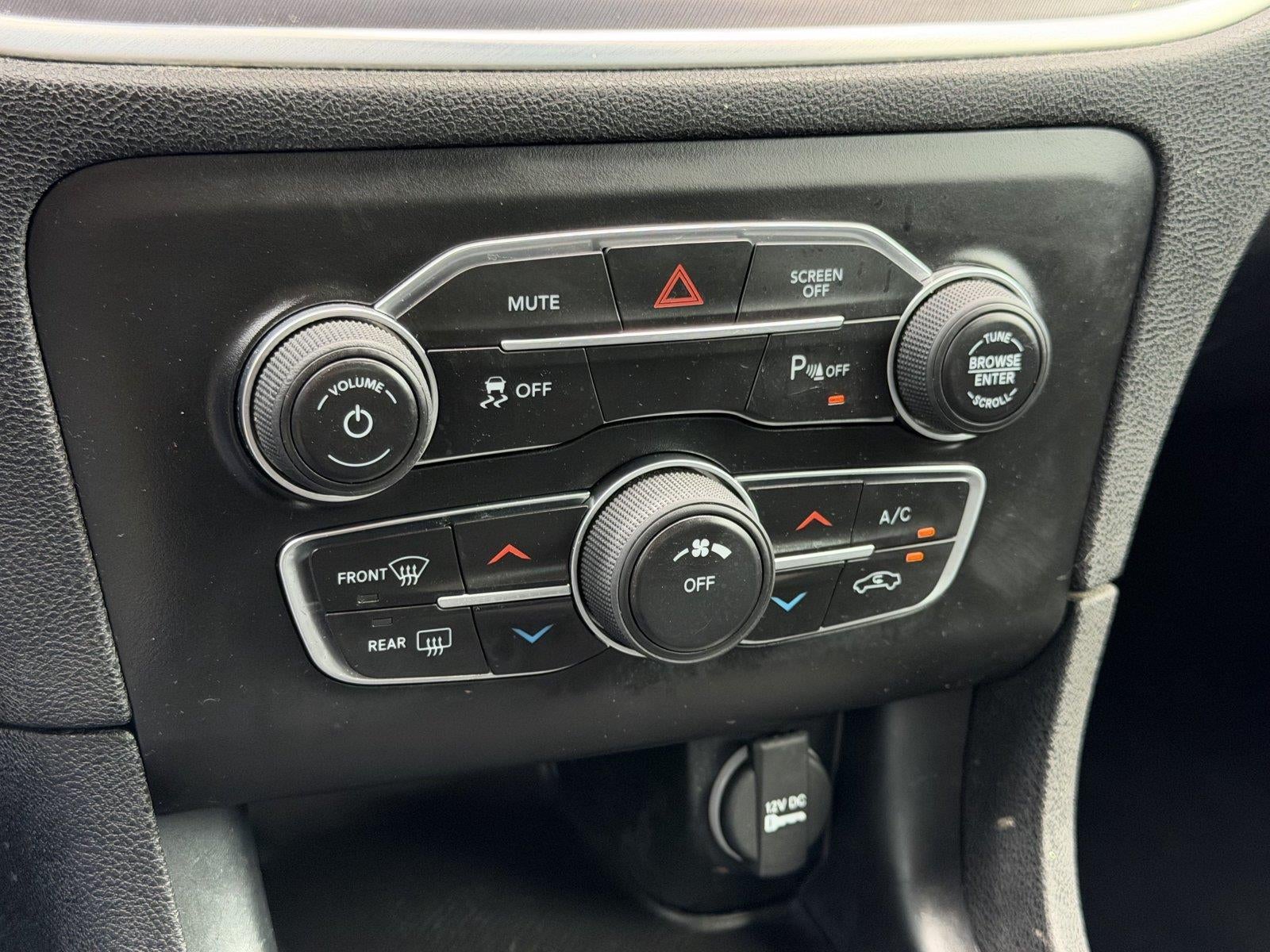 2020 Dodge Charger SXT
