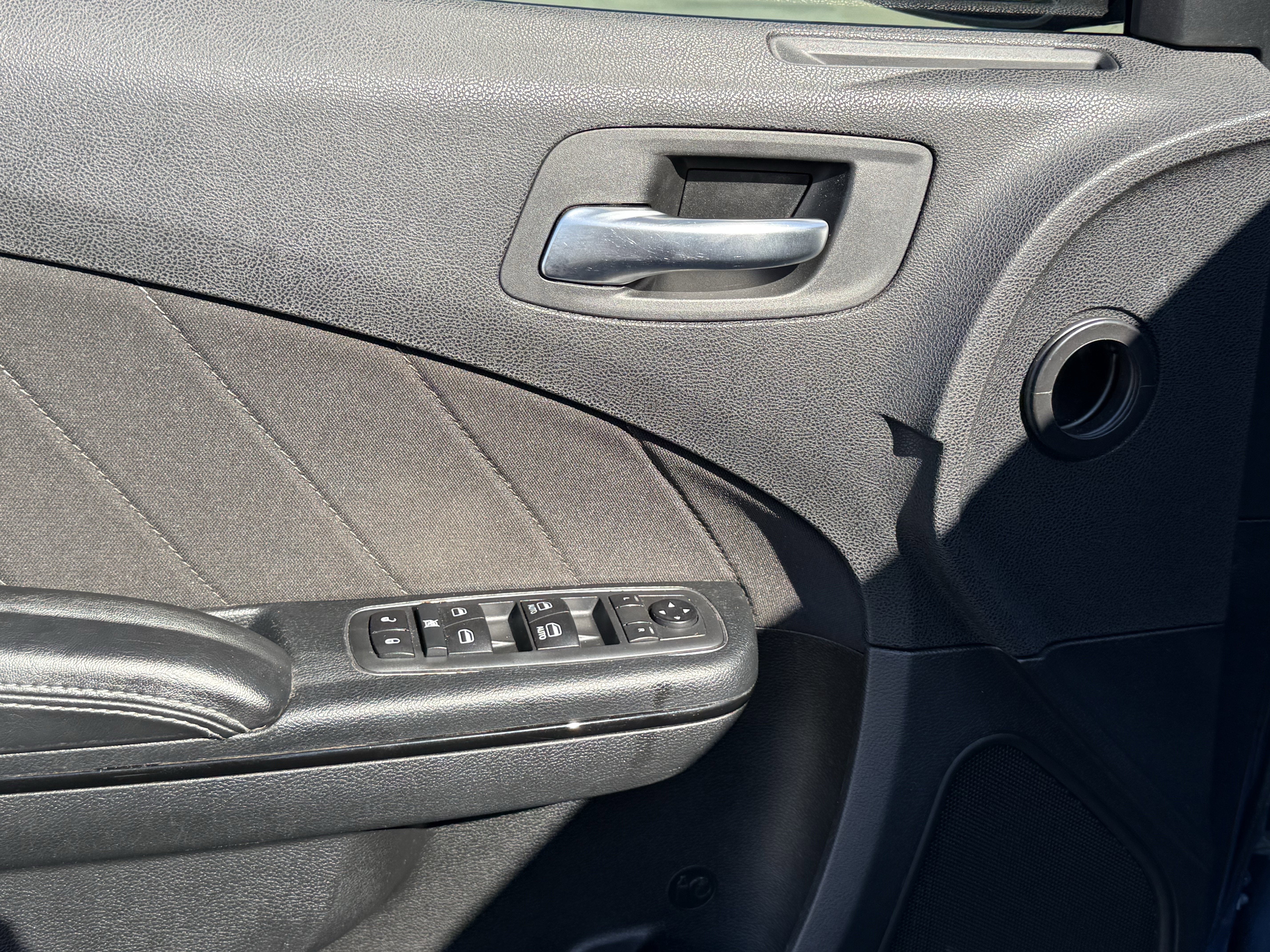 2020 Dodge Charger SXT RWD