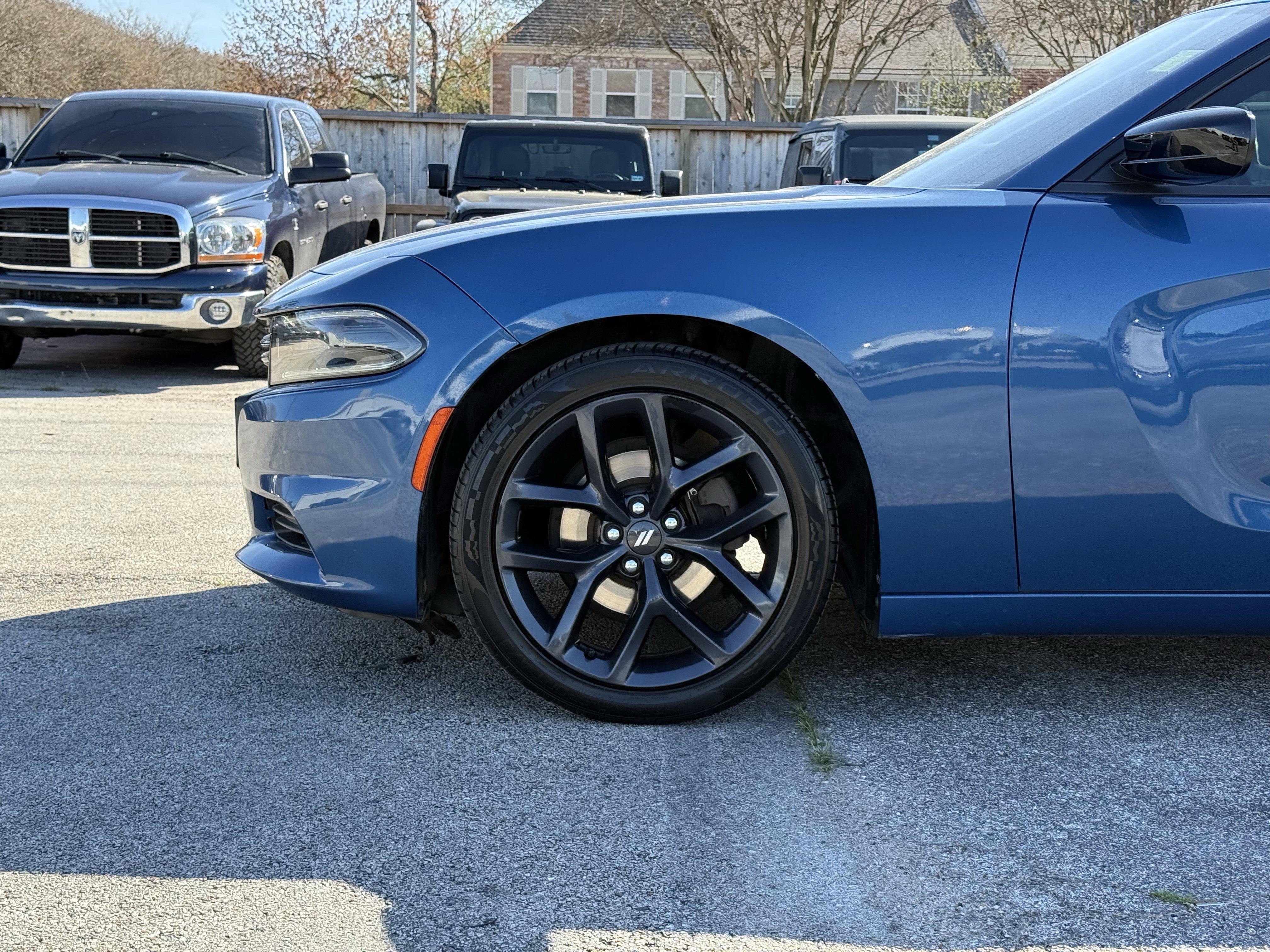 2020 Dodge Charger SXT RWD