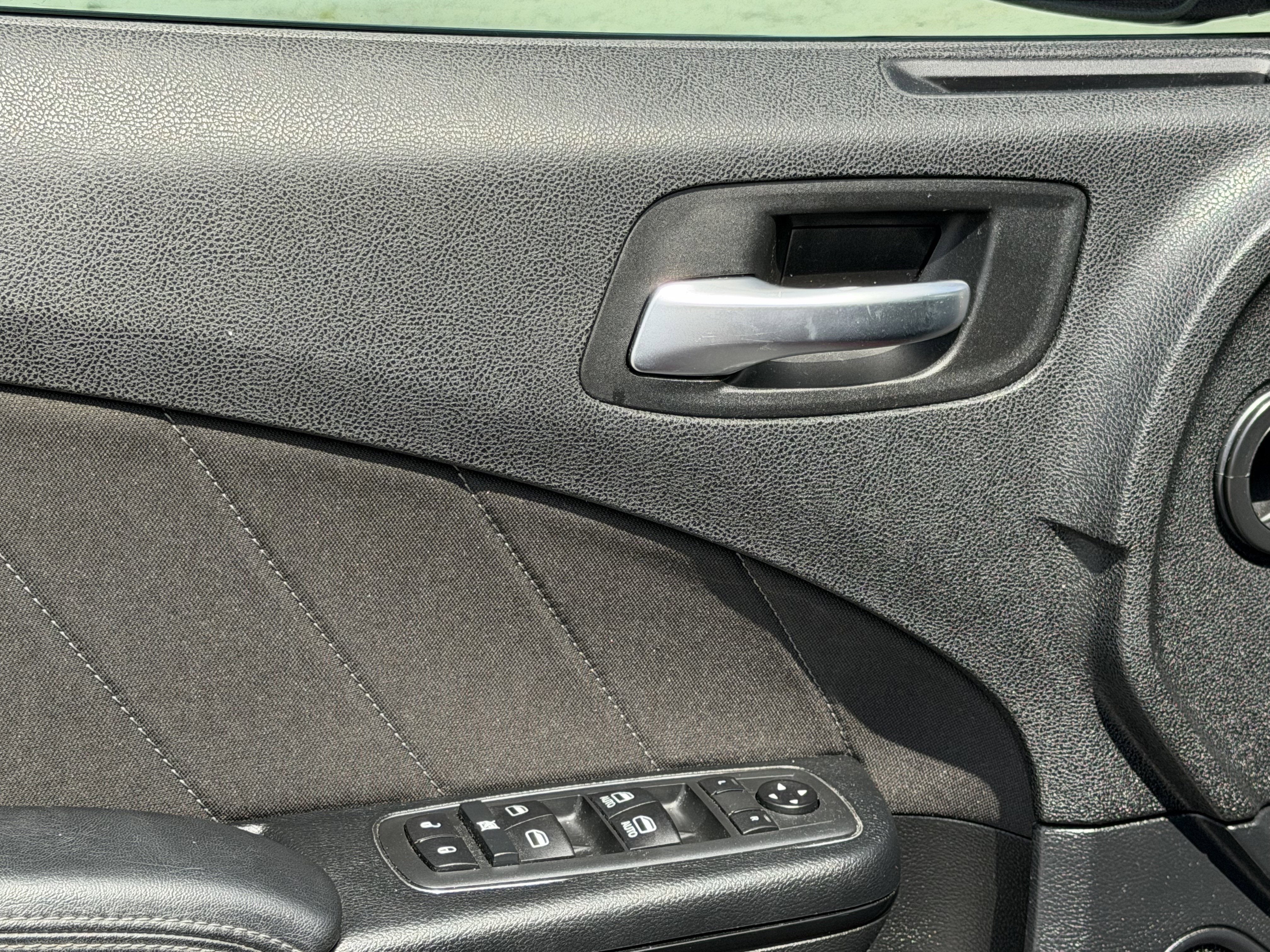 2020 Dodge Charger SXT RWD