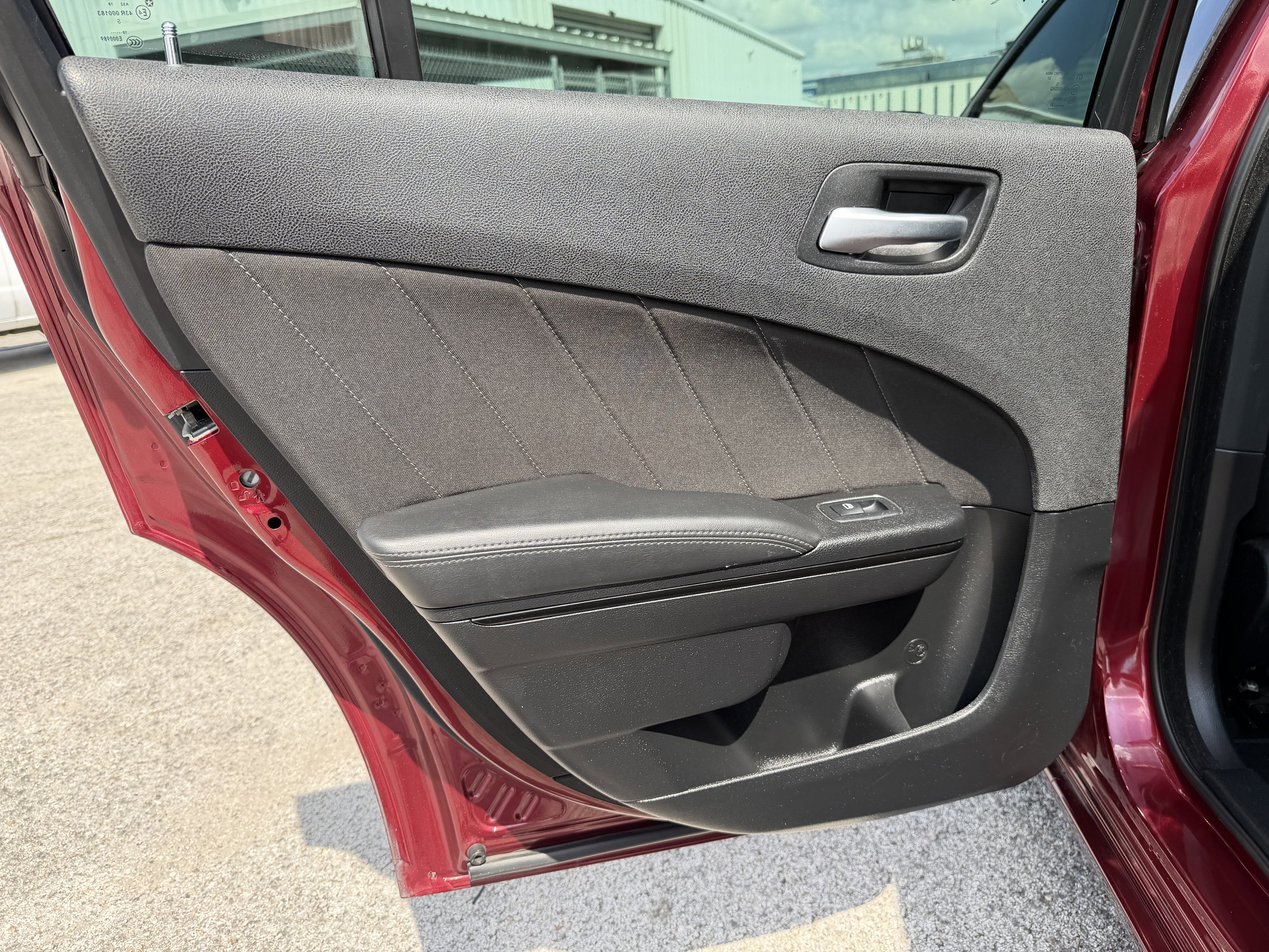 2020 Dodge Charger SXT RWD