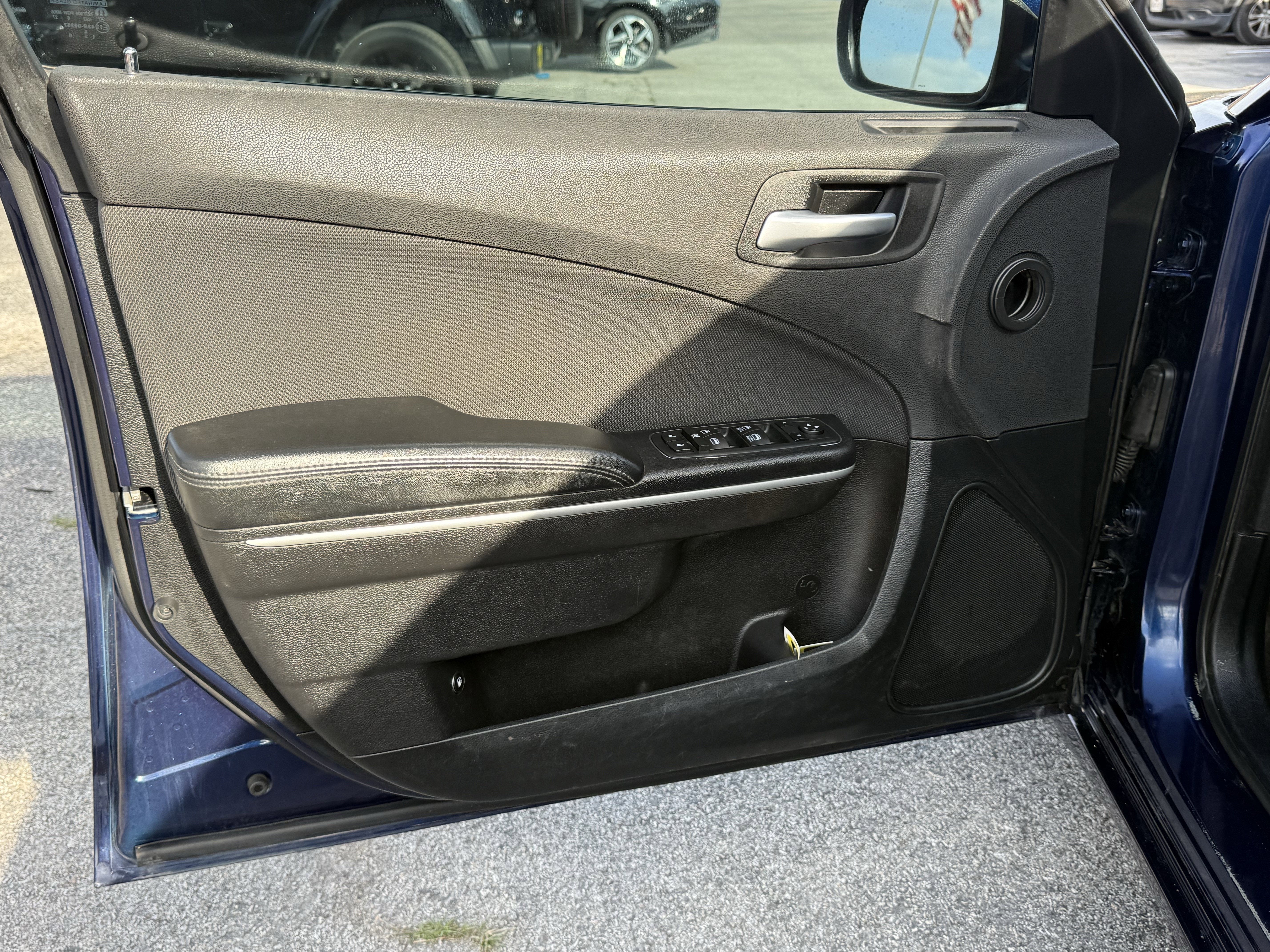 2017 Dodge Charger SE RWD