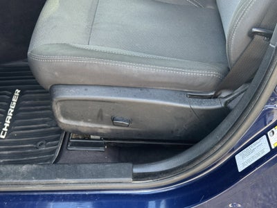 2017 Dodge Charger SE RWD