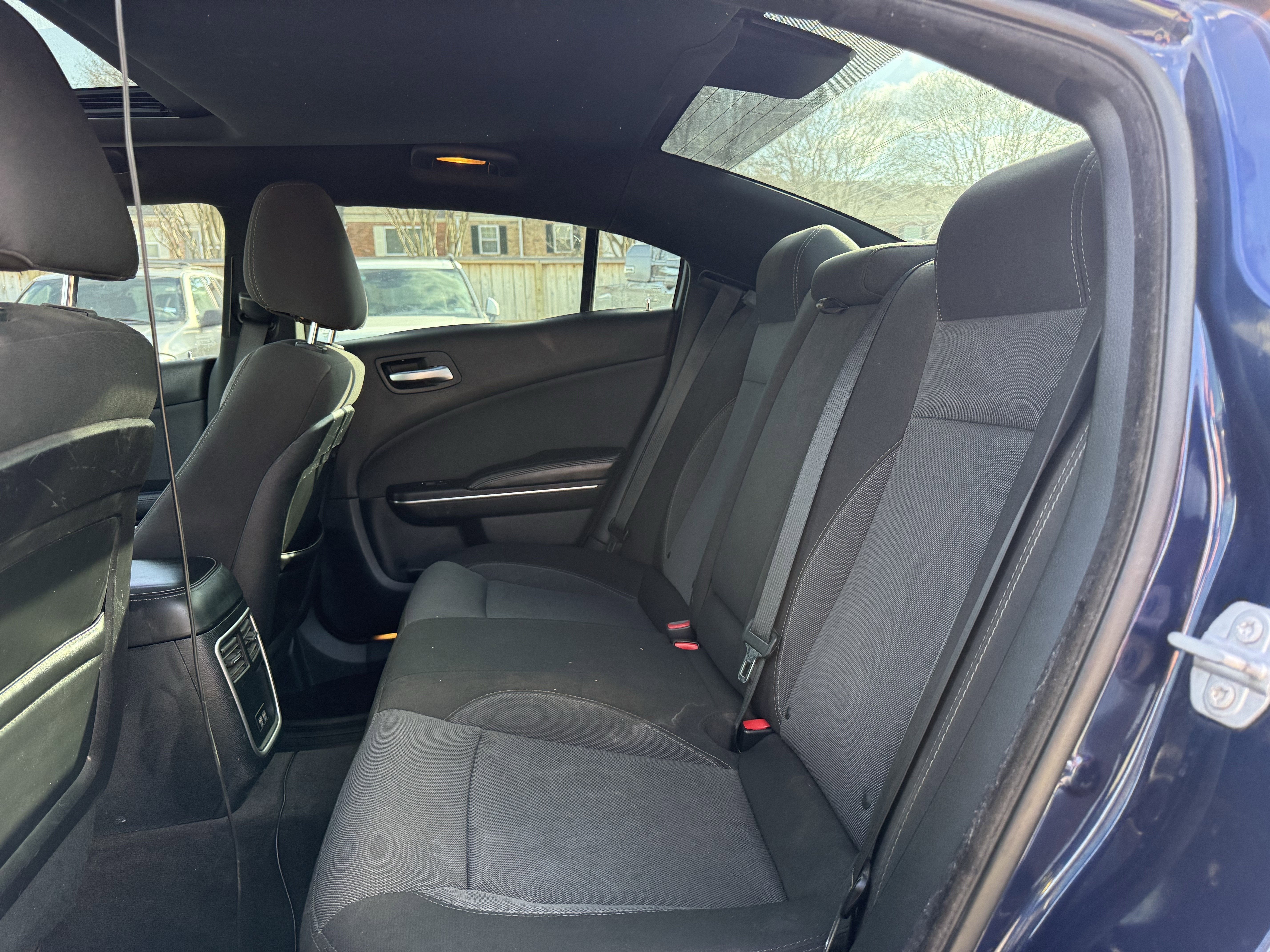 2017 Dodge Charger SE RWD