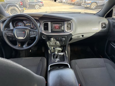 2017 Dodge Charger SE RWD