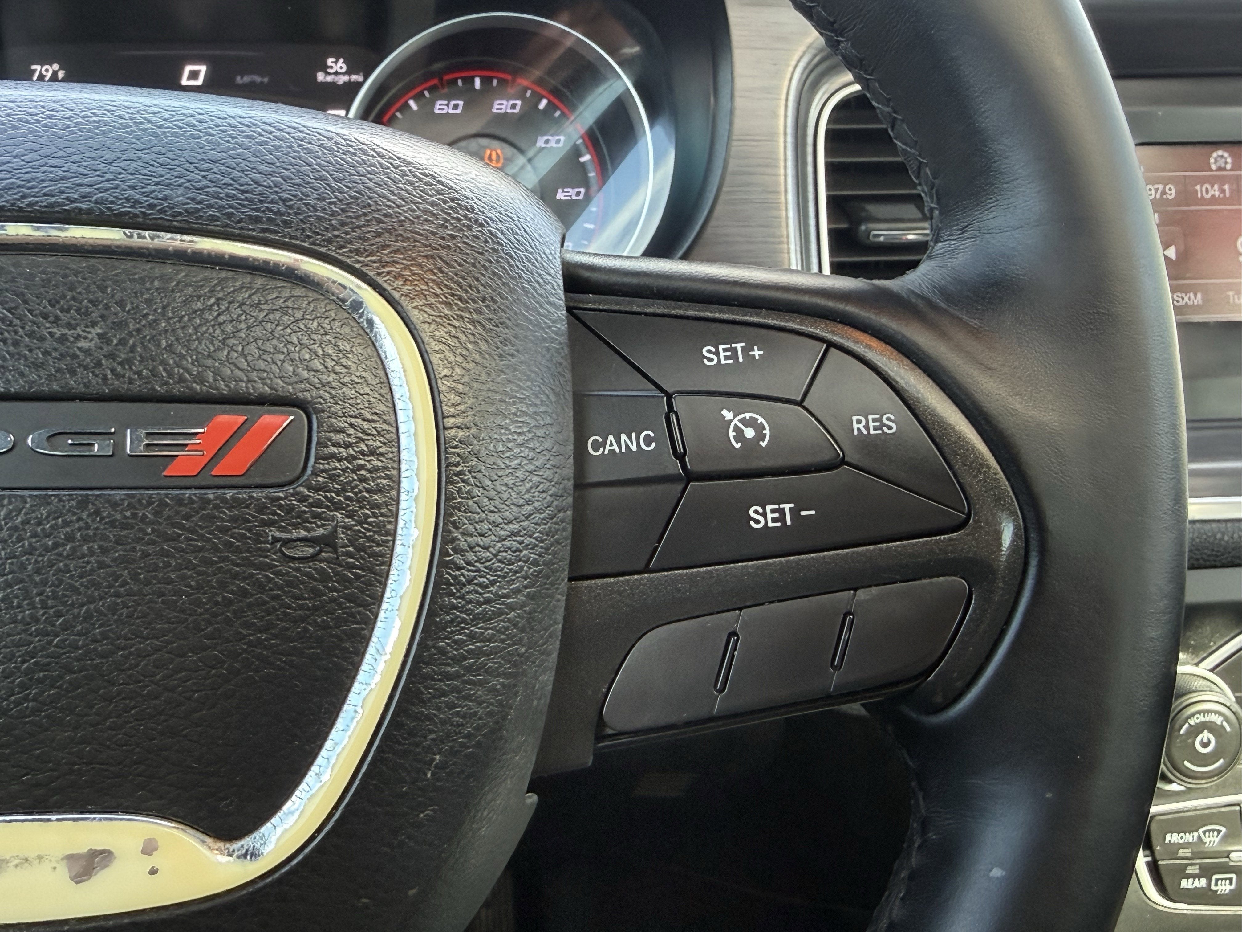 2017 Dodge Charger SE RWD